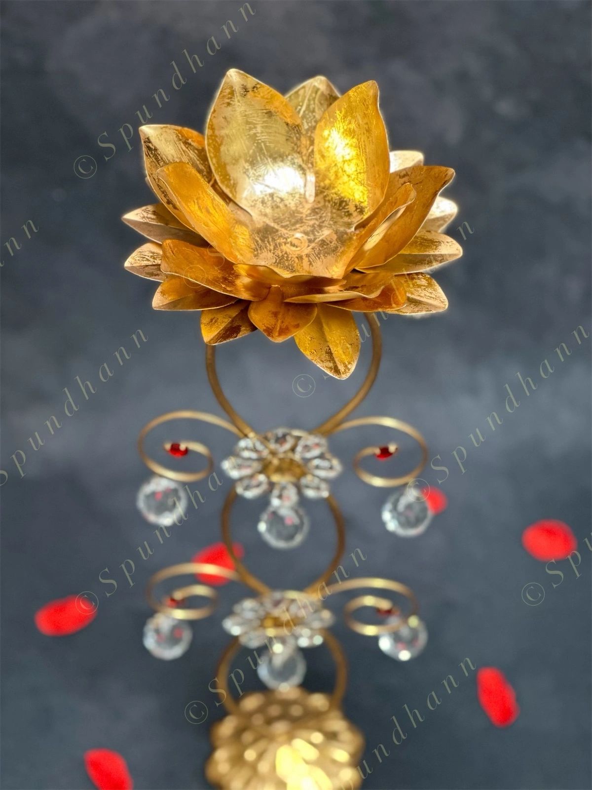 Crystal Drop Golden Flower Standing Tea Light Holder