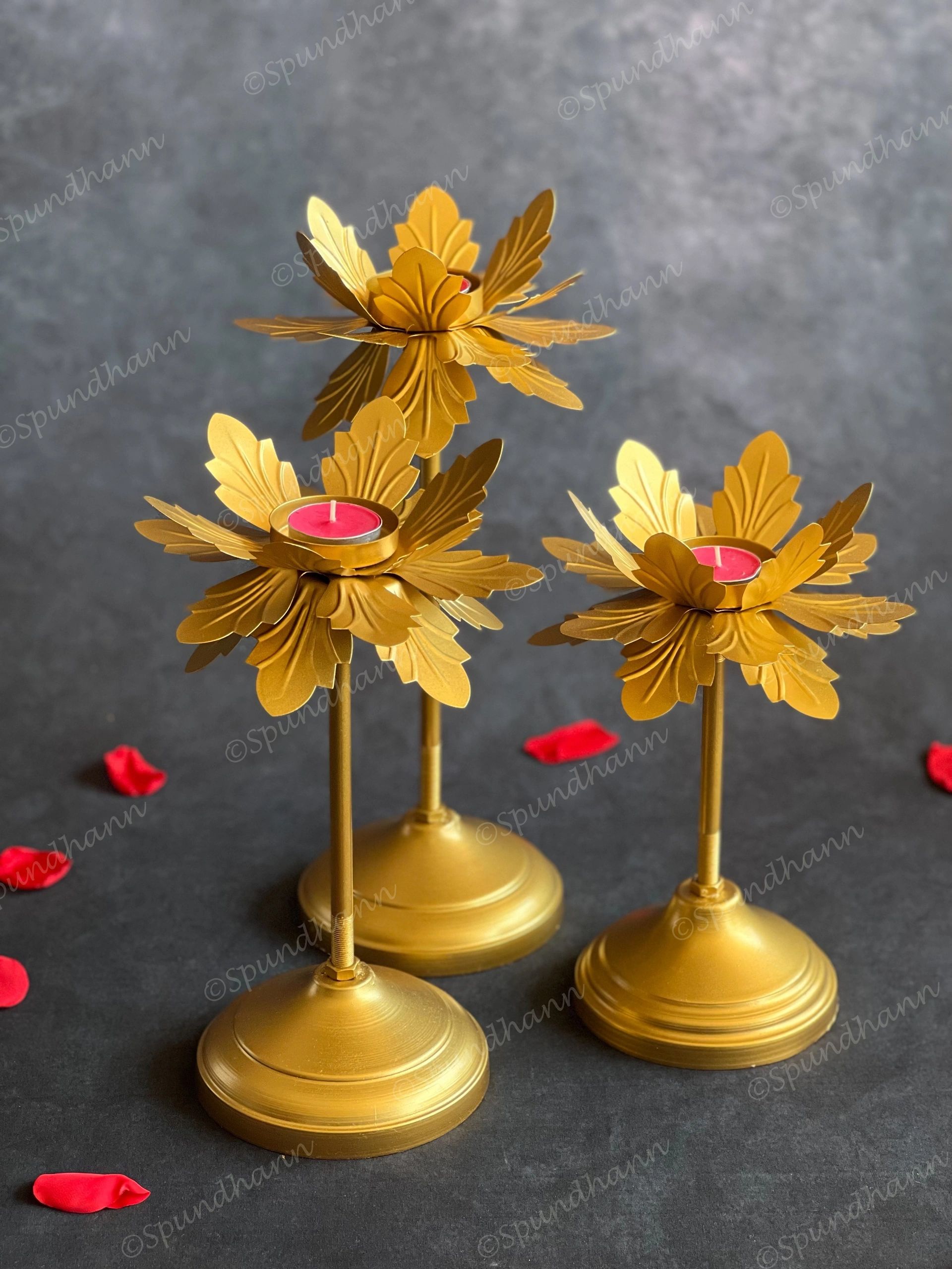 Open Petal Floral Standing Tea Light Holder Set of 3