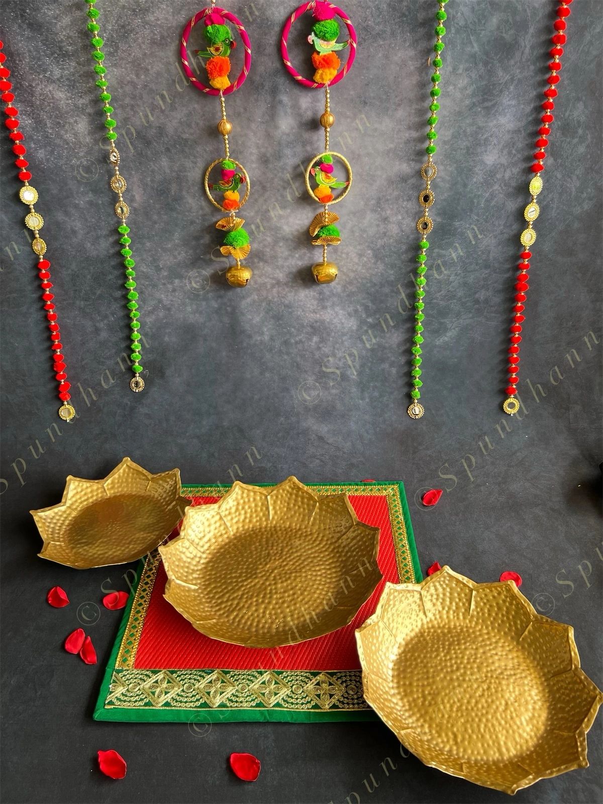 Star Thaal Urli
