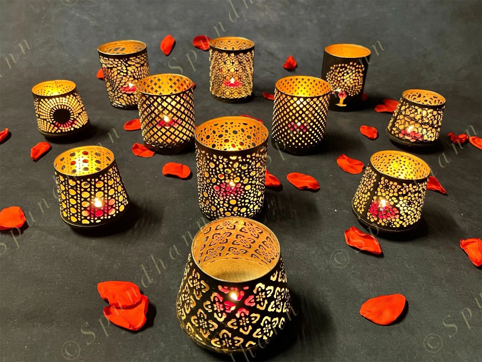 Fancy Votive Shadow Tea Light (Cutwork)