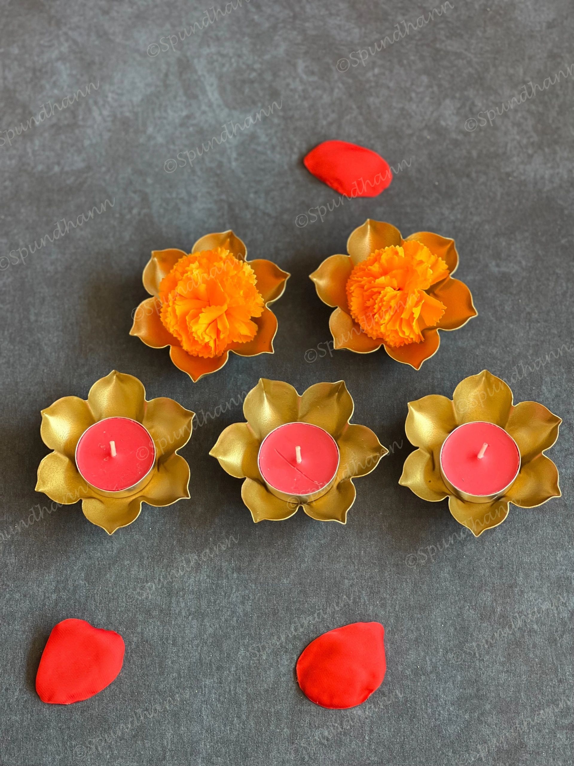 Cute Floating Metal Flowers