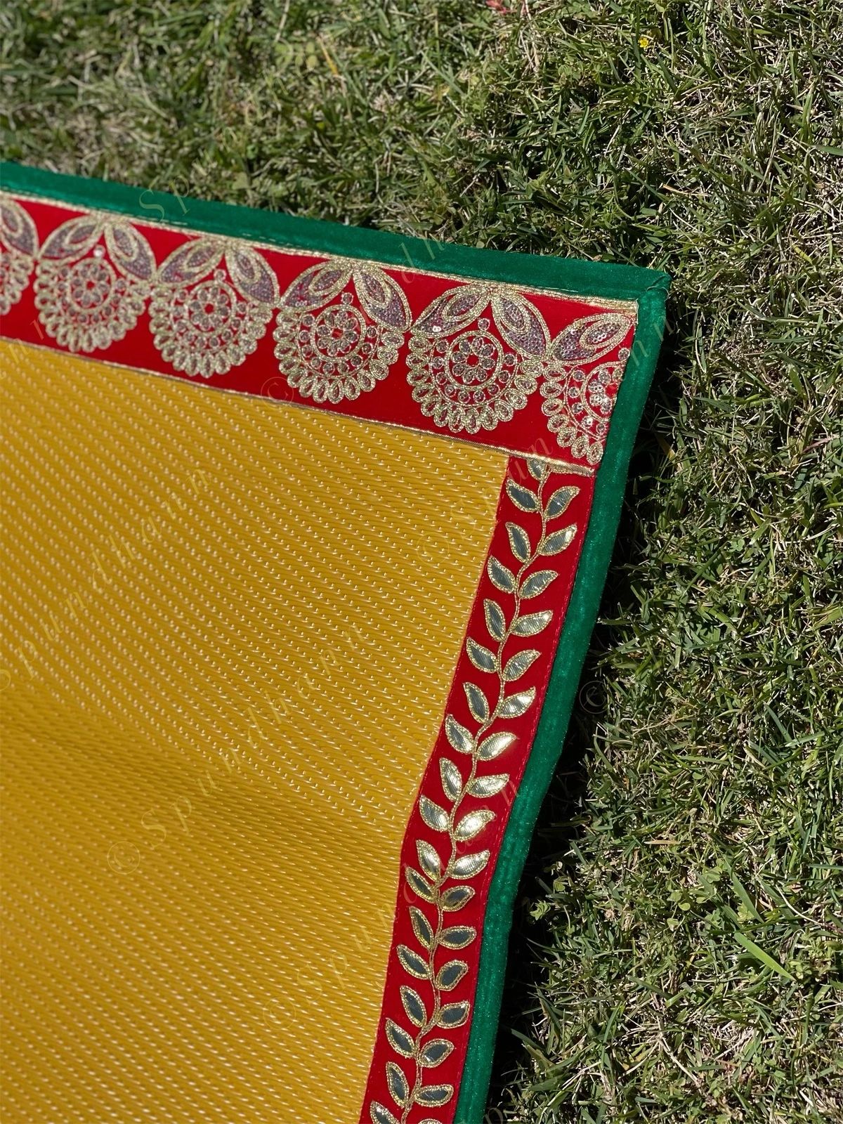 Large Rectangle Chatais 48x 72 in