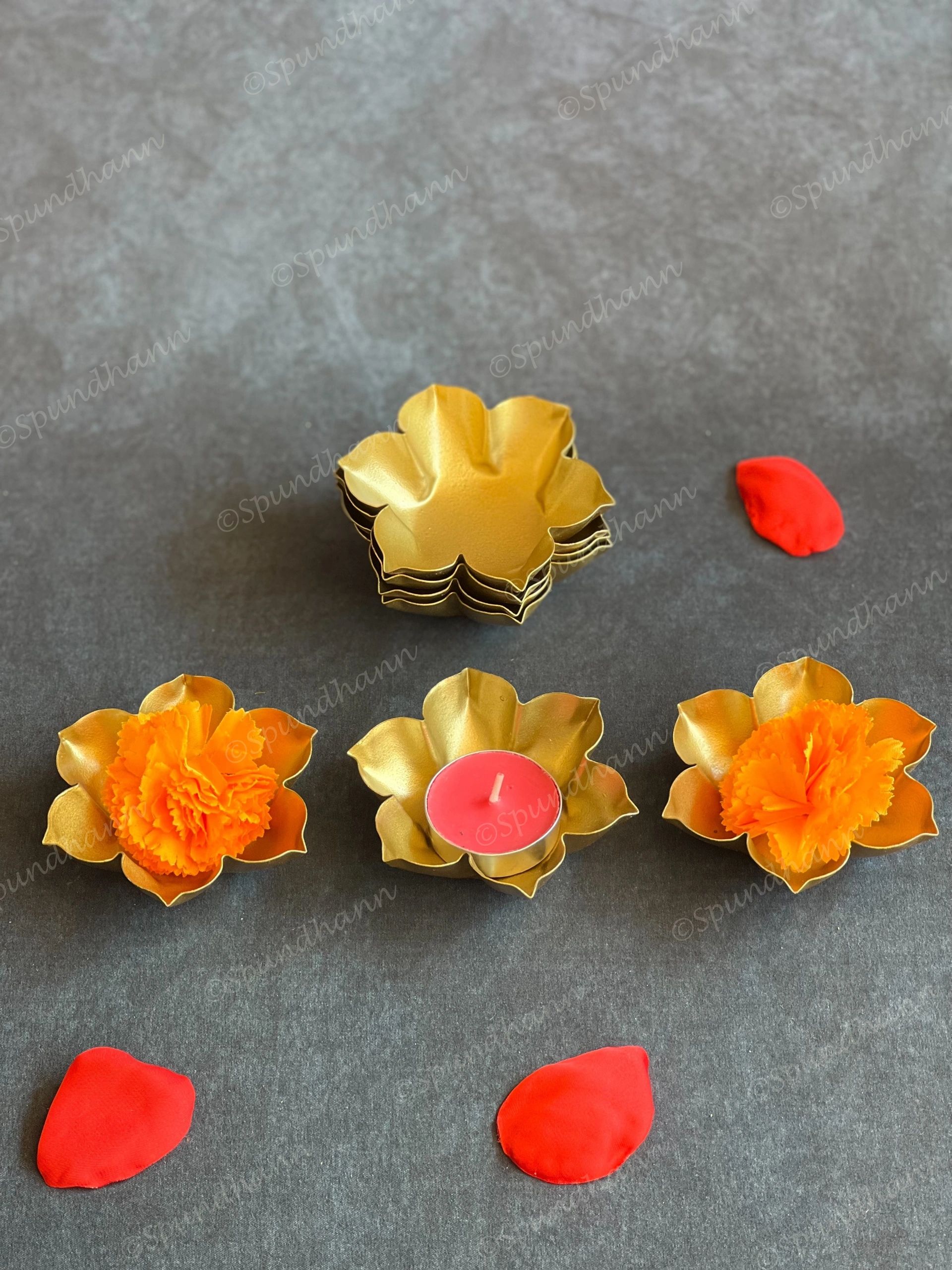 Cute Floating Metal Flowers