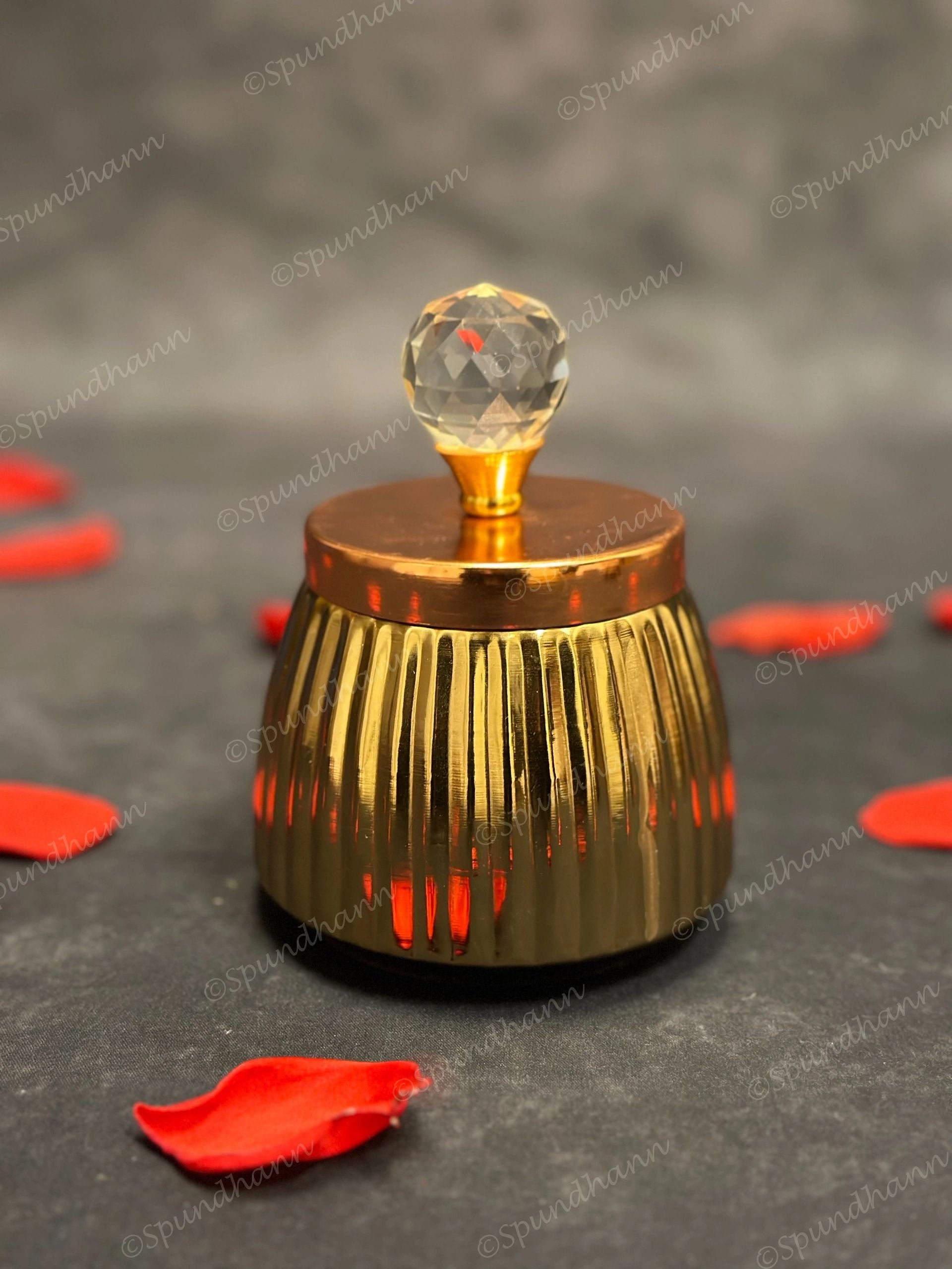 Ribbed Small Canister with Crystal Lid