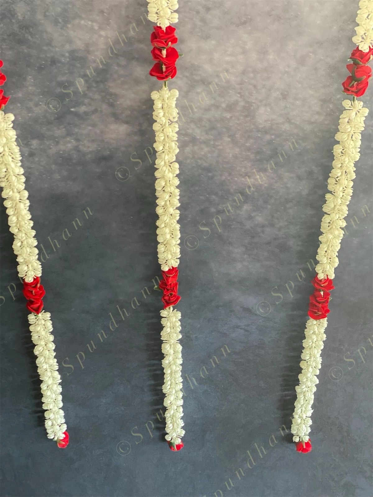 Mogra & Rose Garland String.