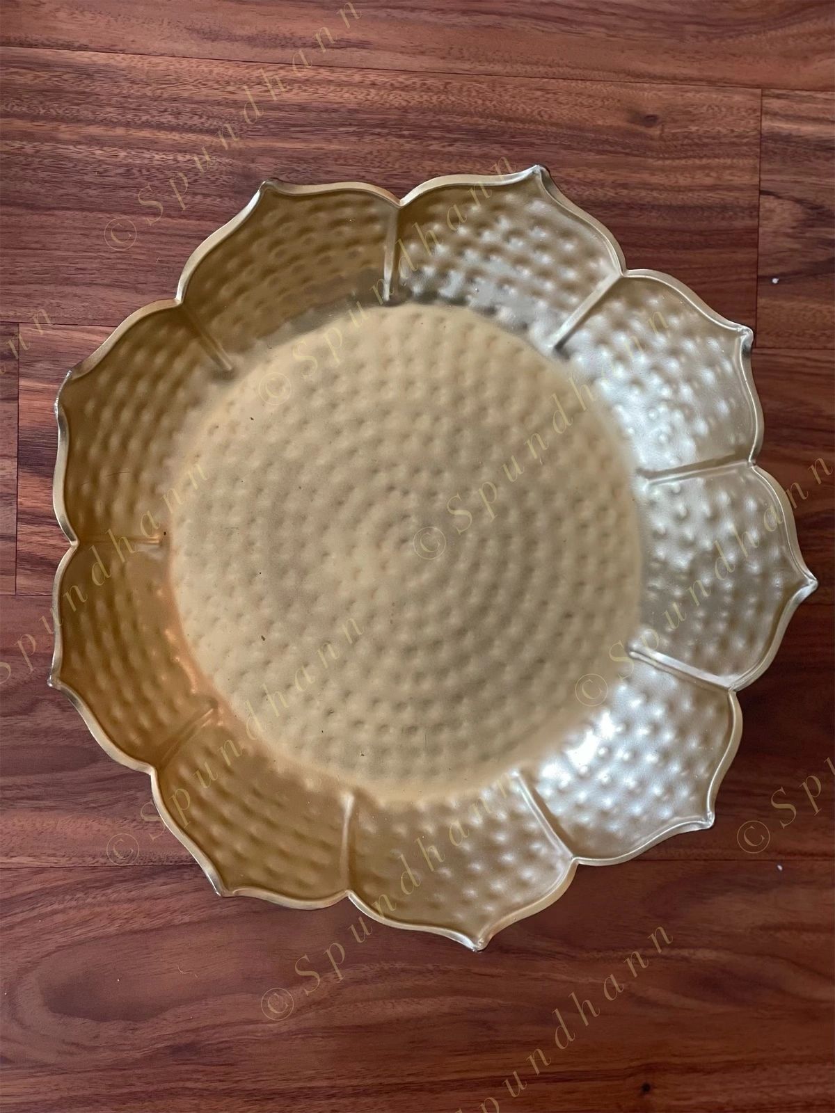 Thaal Urlis with Floating Bowls