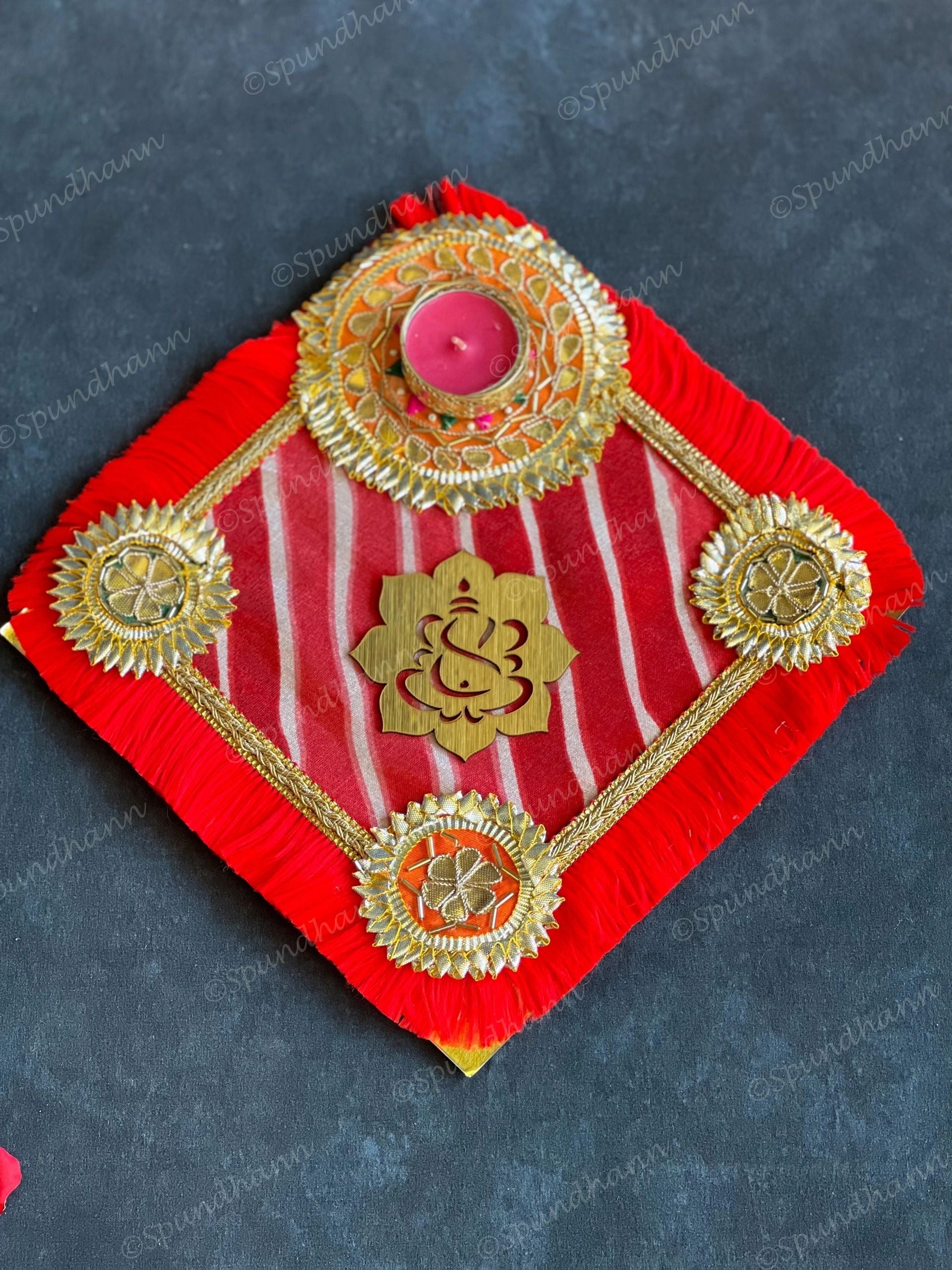 Leheriya, Gold Gota & Ganesha Tea Light Holder