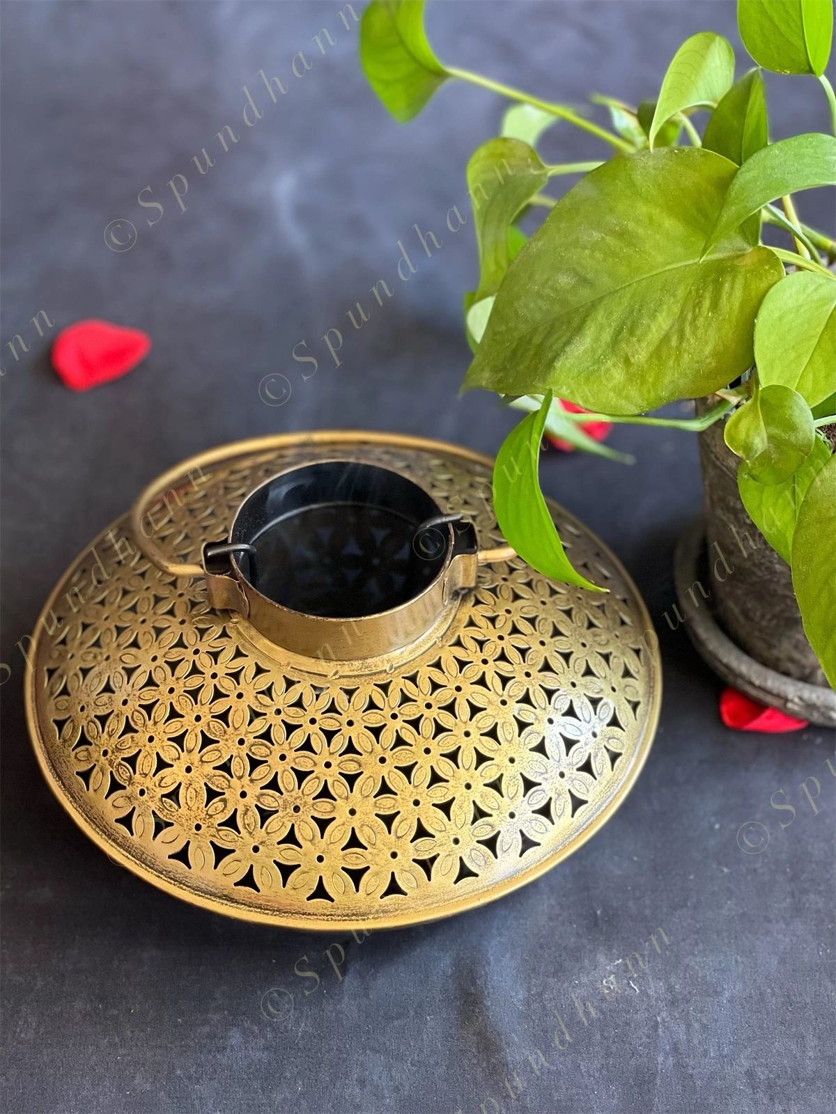 Dhoop Dani Dhuna Loban / Tea Light Holder
