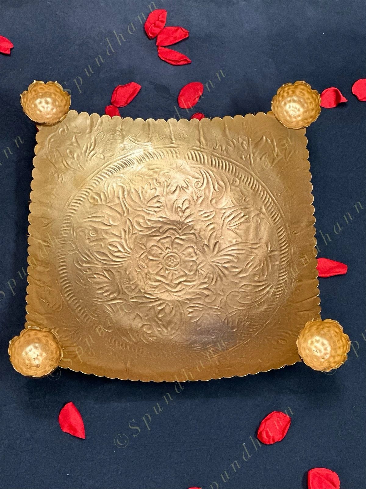 Square Metal Platter with 4 Tea Light Holders on Edges