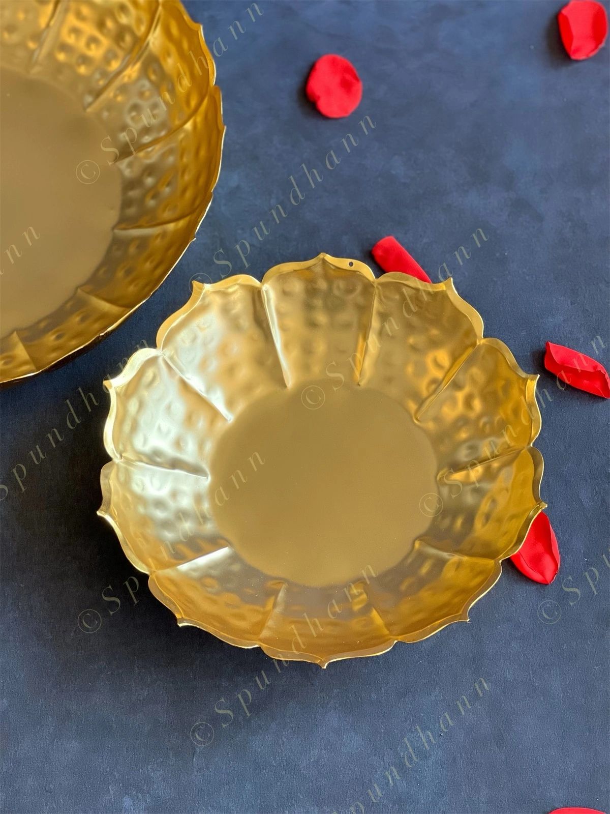 Shahi Thaal Urlis