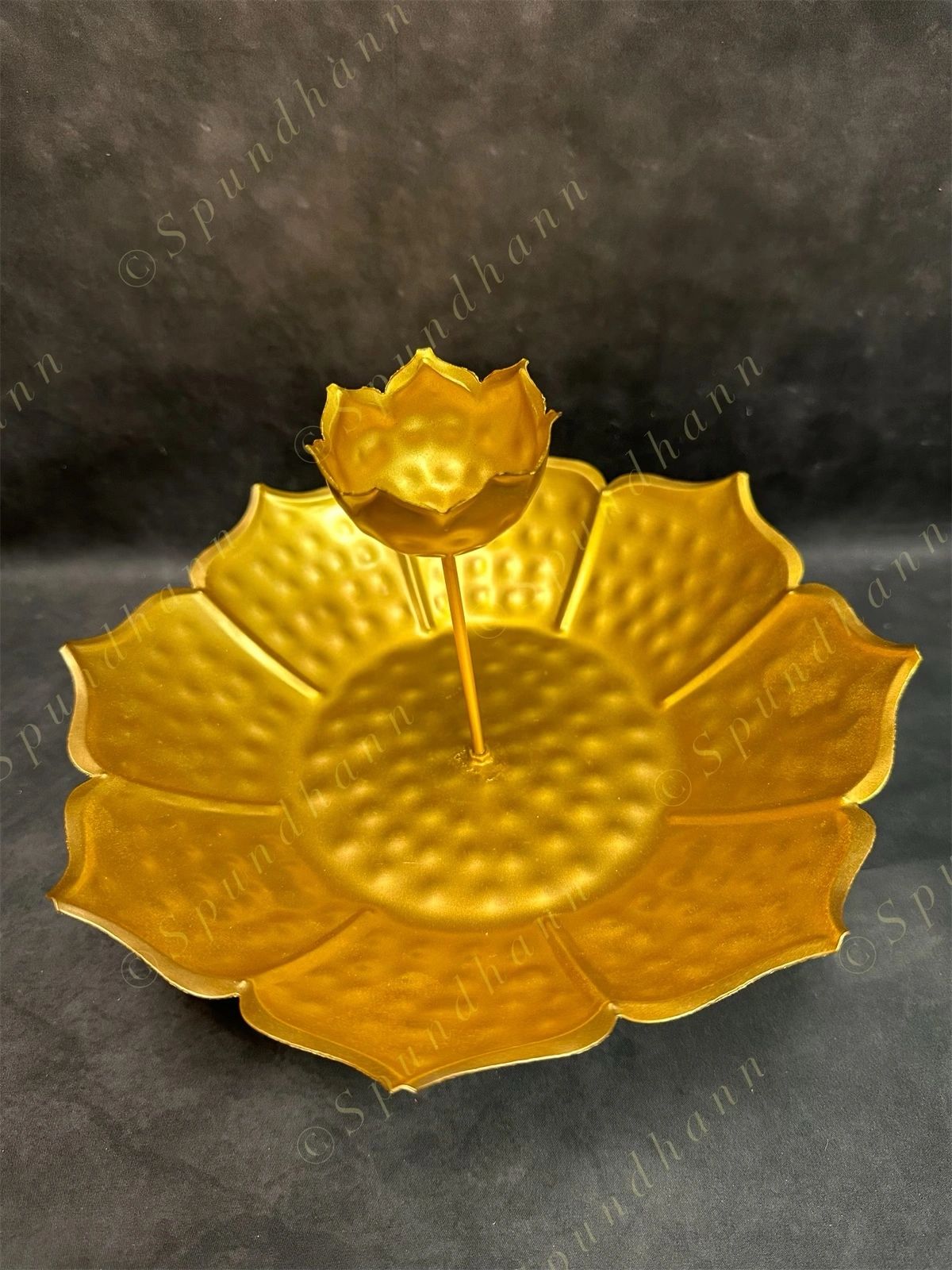 Flower Urli With Tea Light Holder