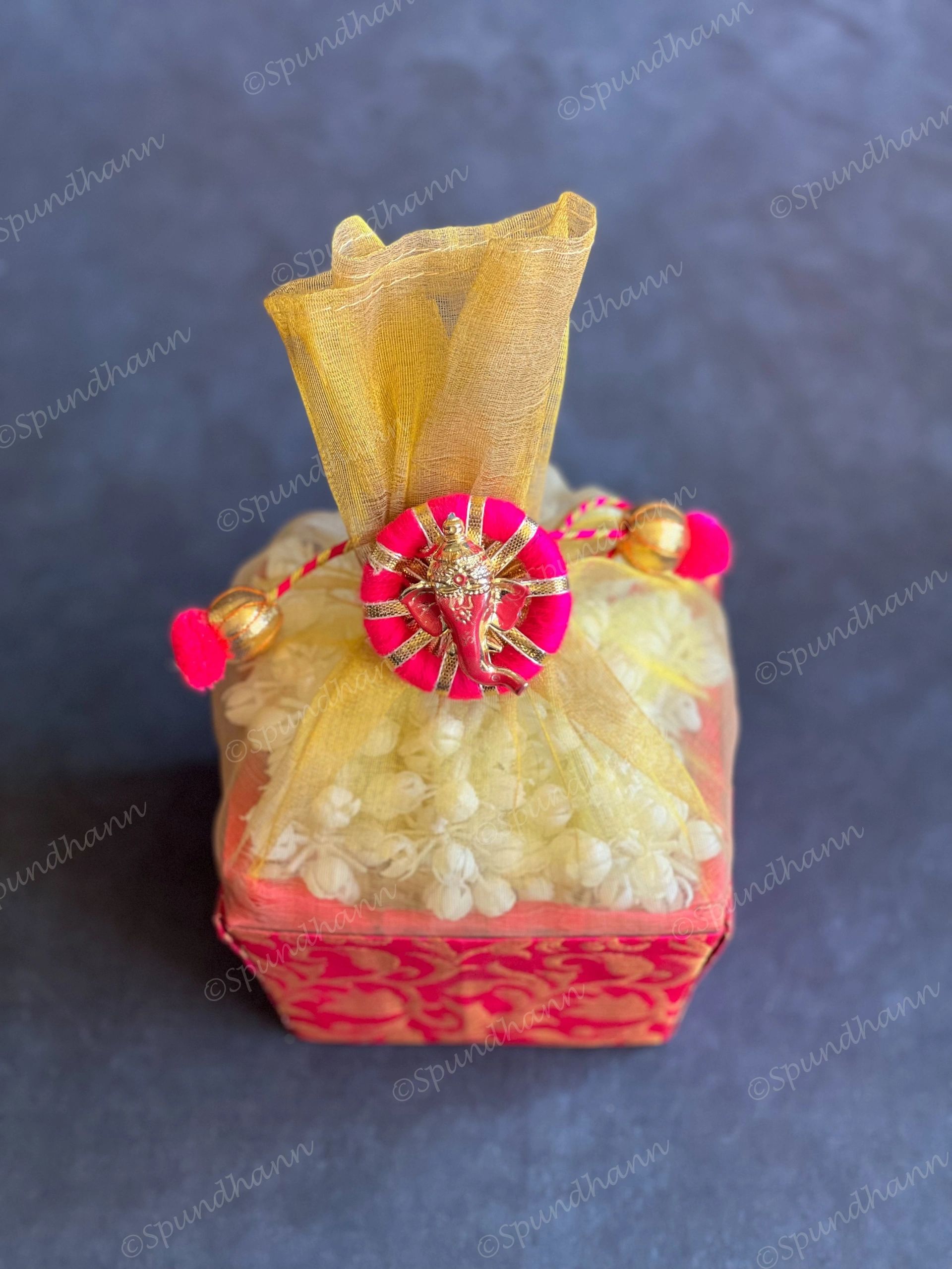 Wooden Gift Box with Ganesha String Tie