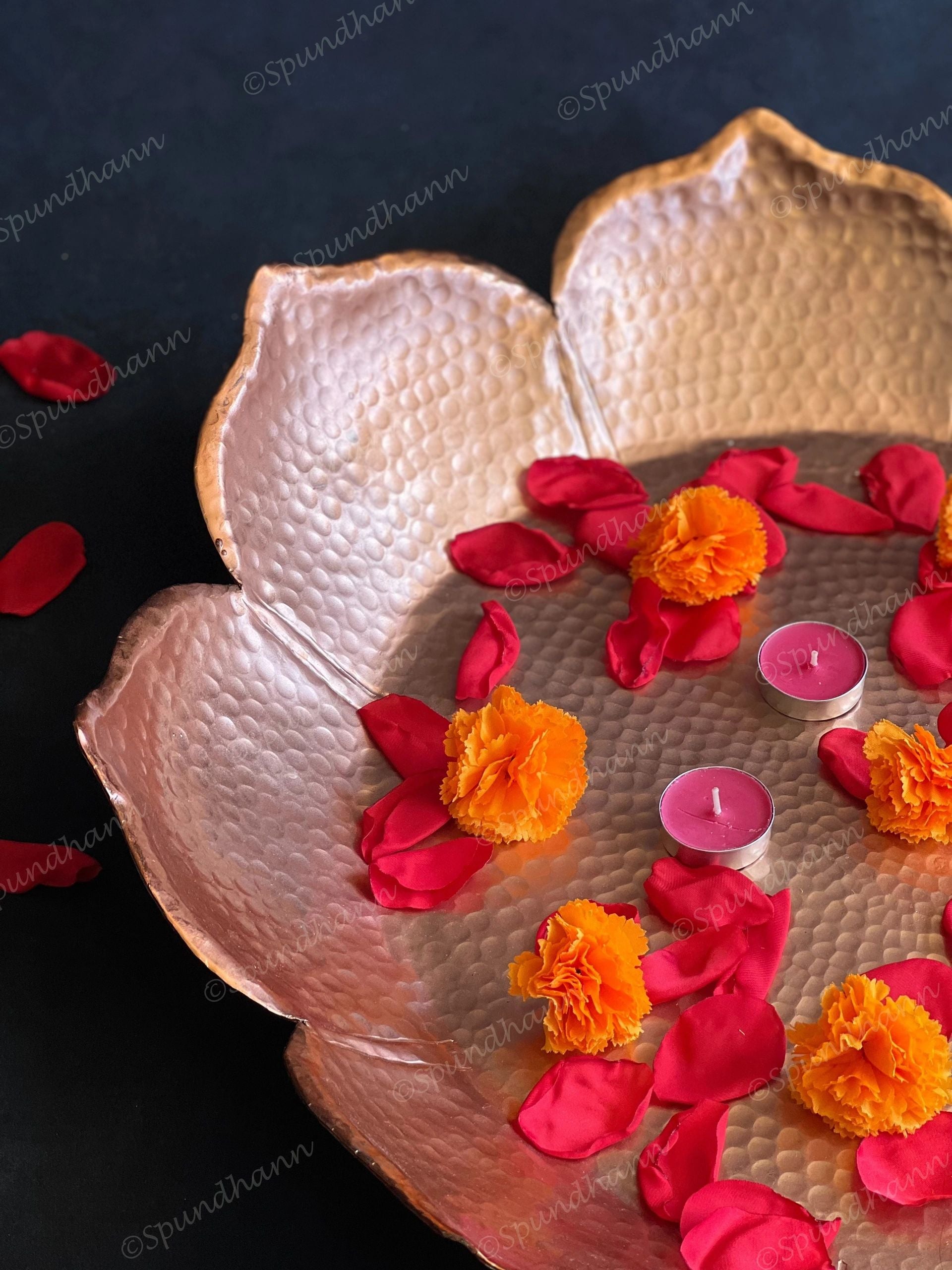 Grand Sunflower Copper Color Thaal Urli