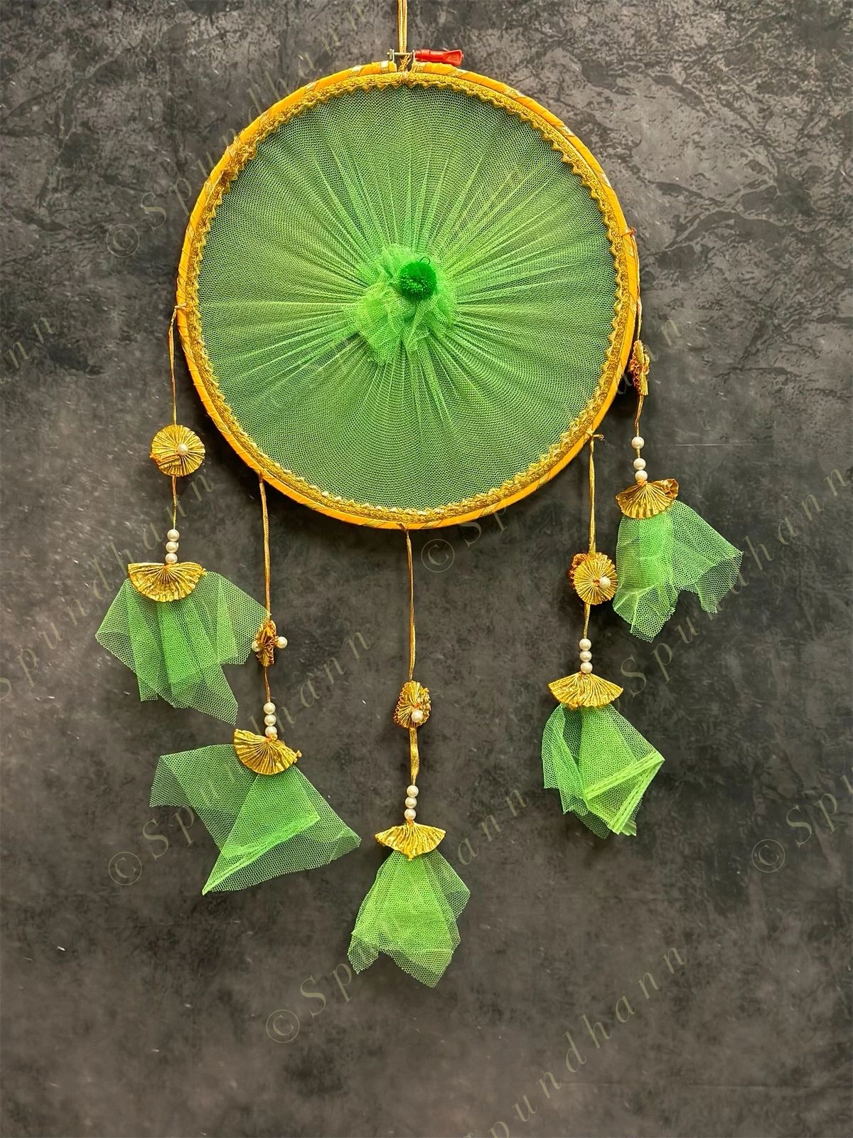 Chakri with Net Danglers