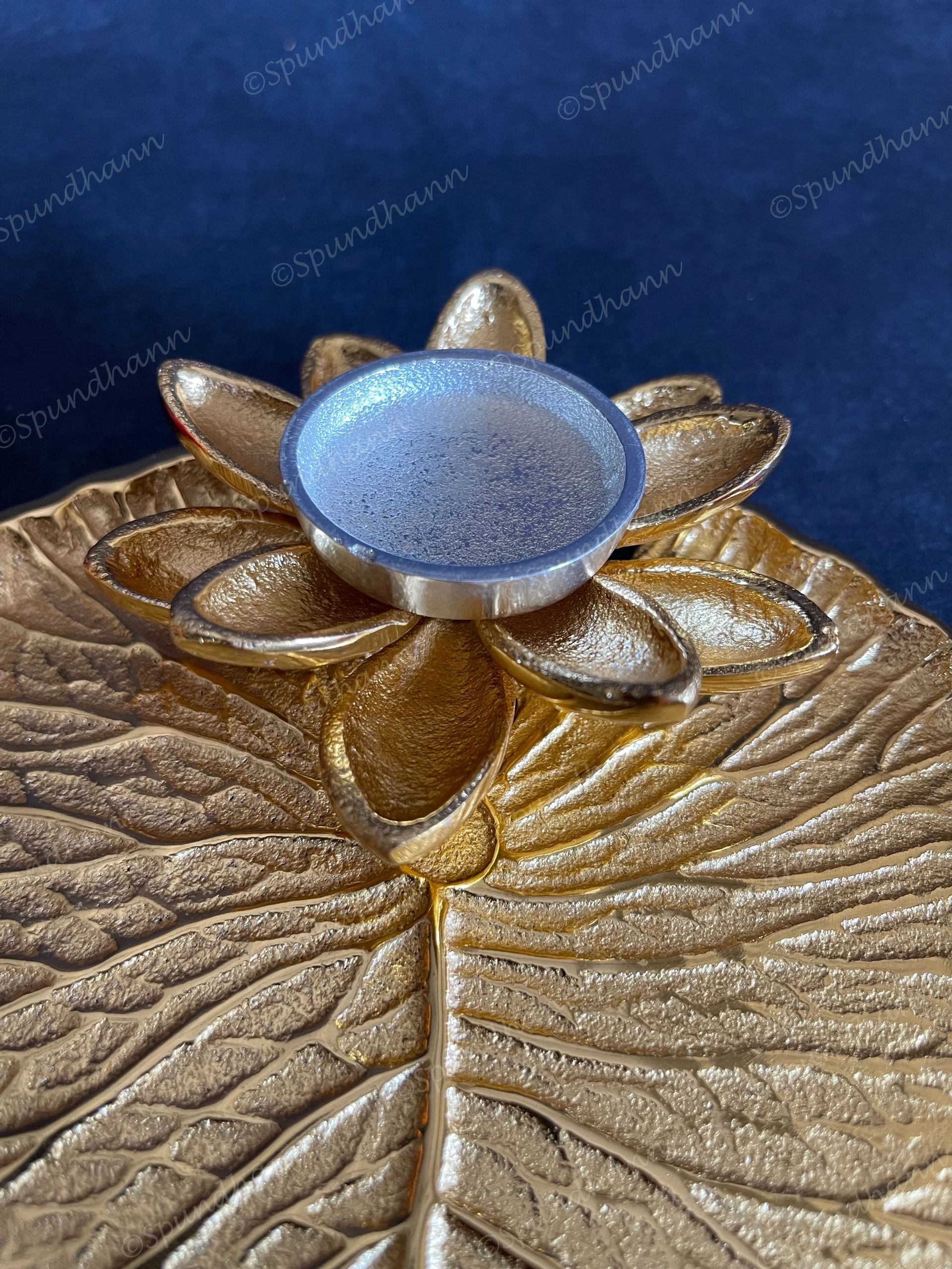 Bloom Plate/Round Platter Tea Light Holder