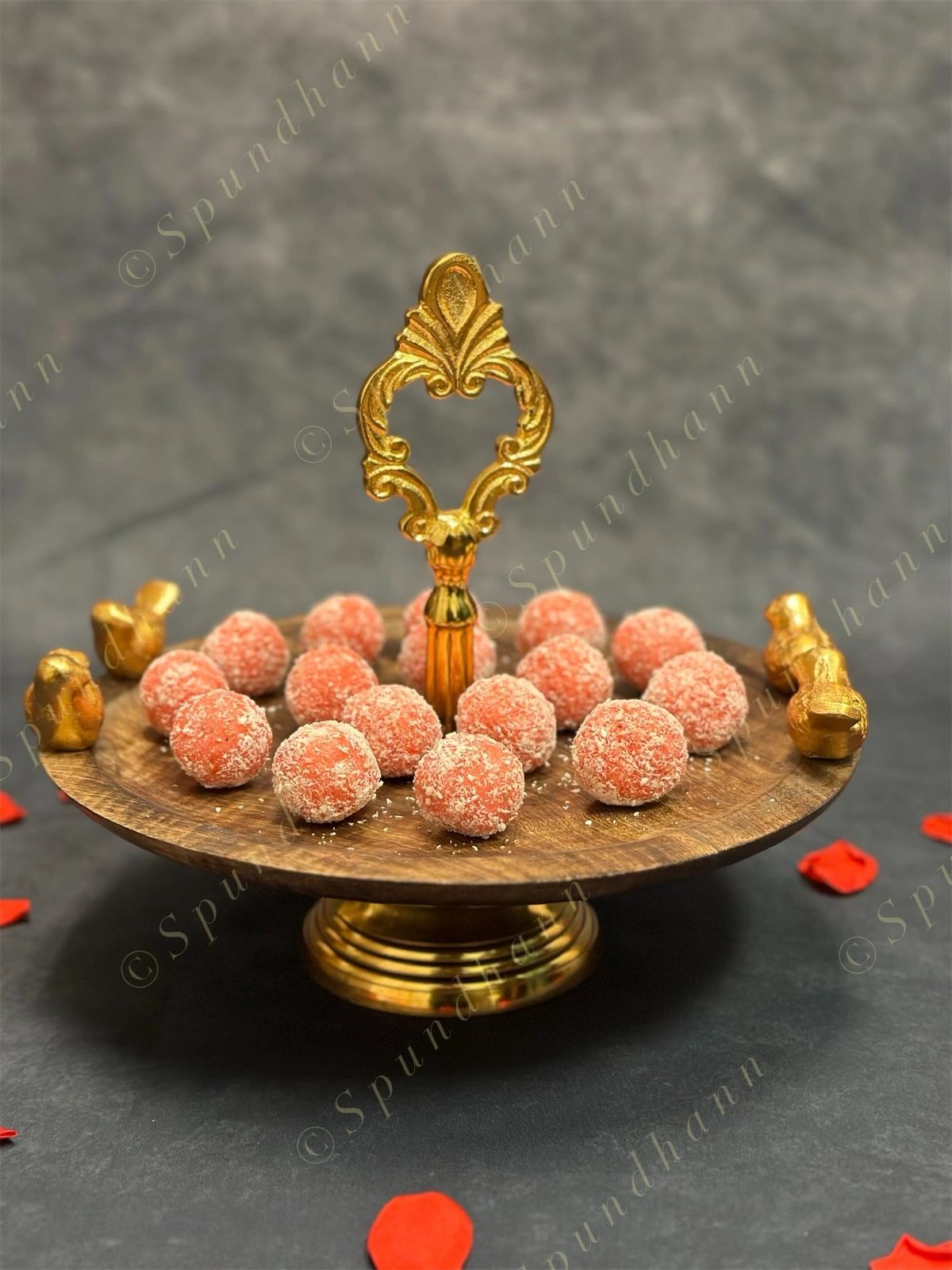Wooden Food Holder Stand