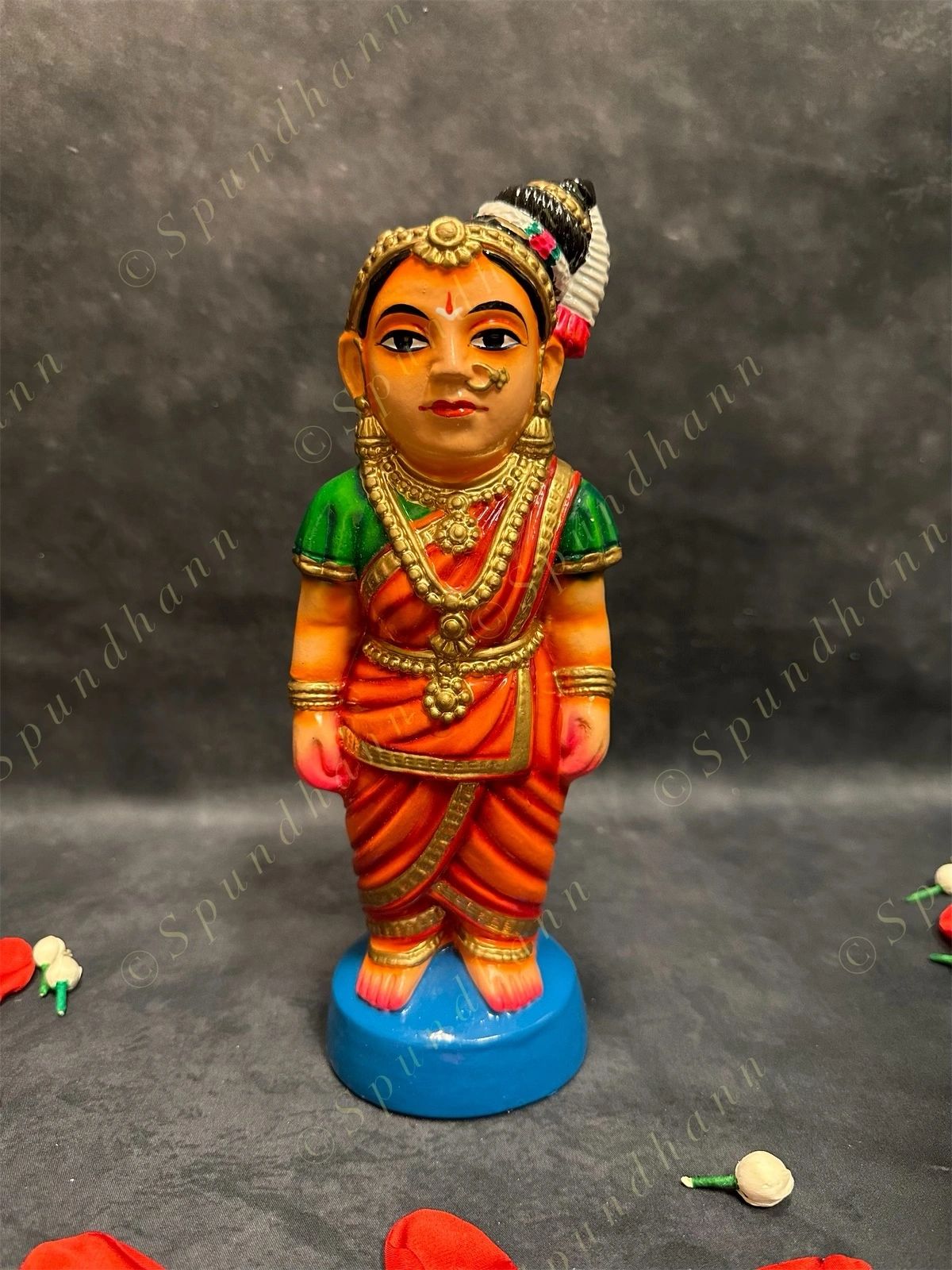 Vivaham Standing Pair