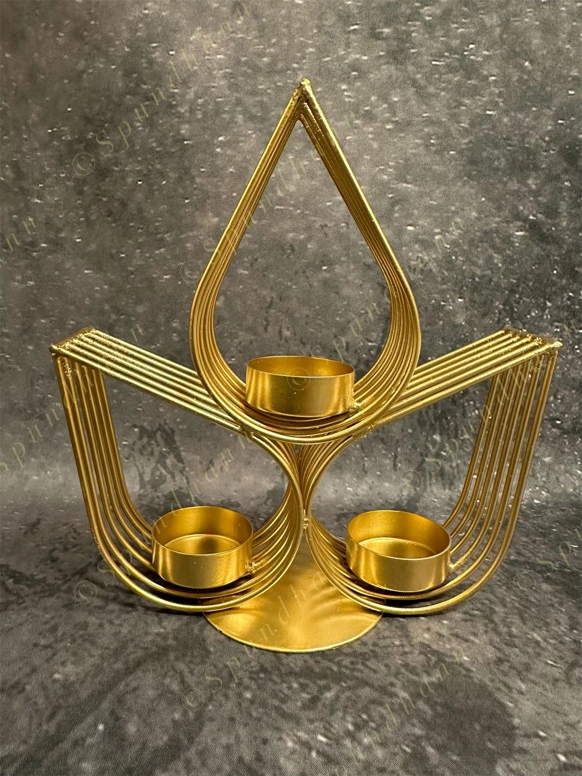 Diya Shape Triple Drop Standing Tea Light Holder