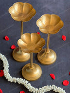 Simple Flower Standing Tea Light Holder Set of 3