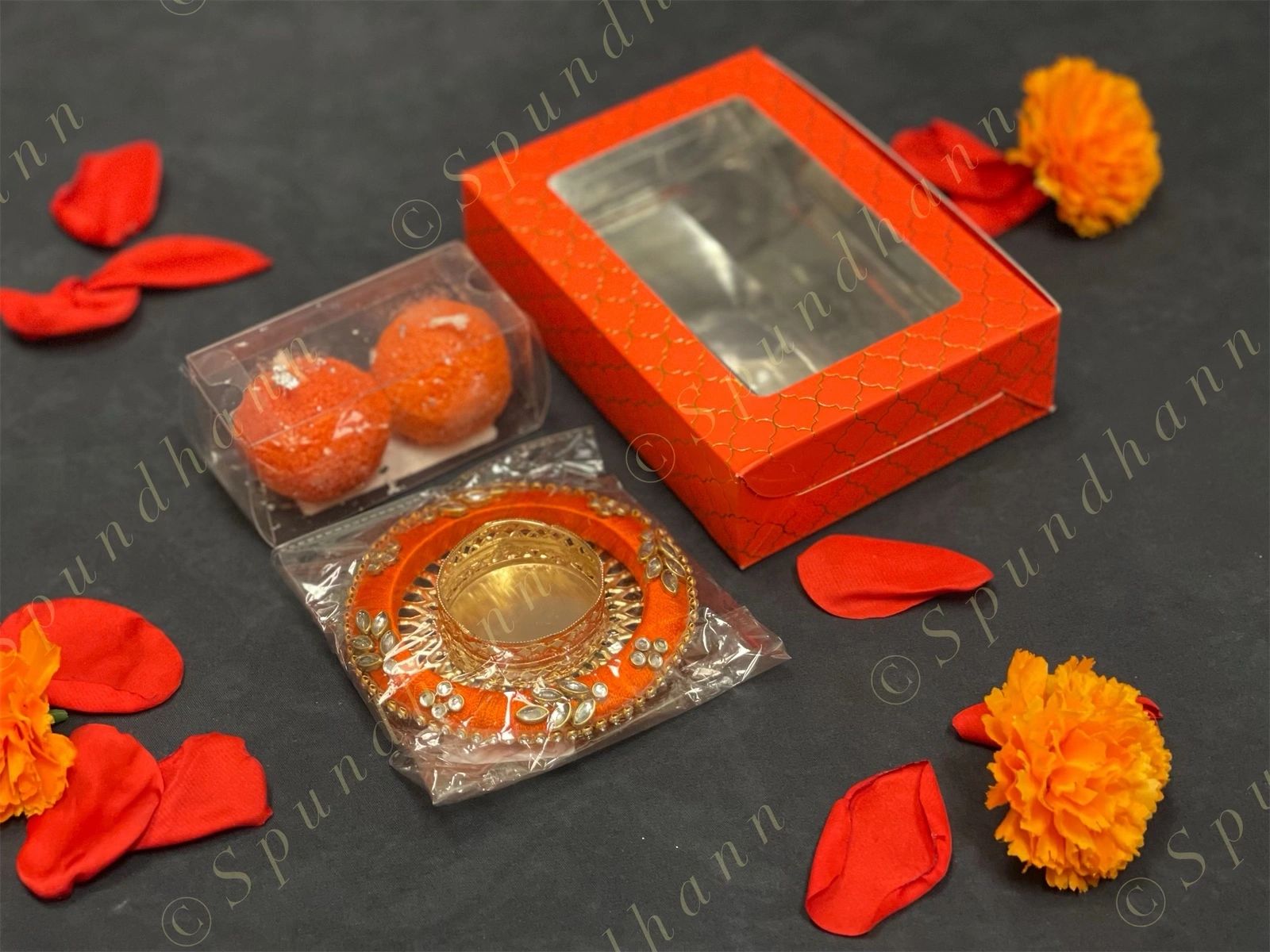 Gift Box with Tea Light Holder and Motichoor Laddoo Candle
