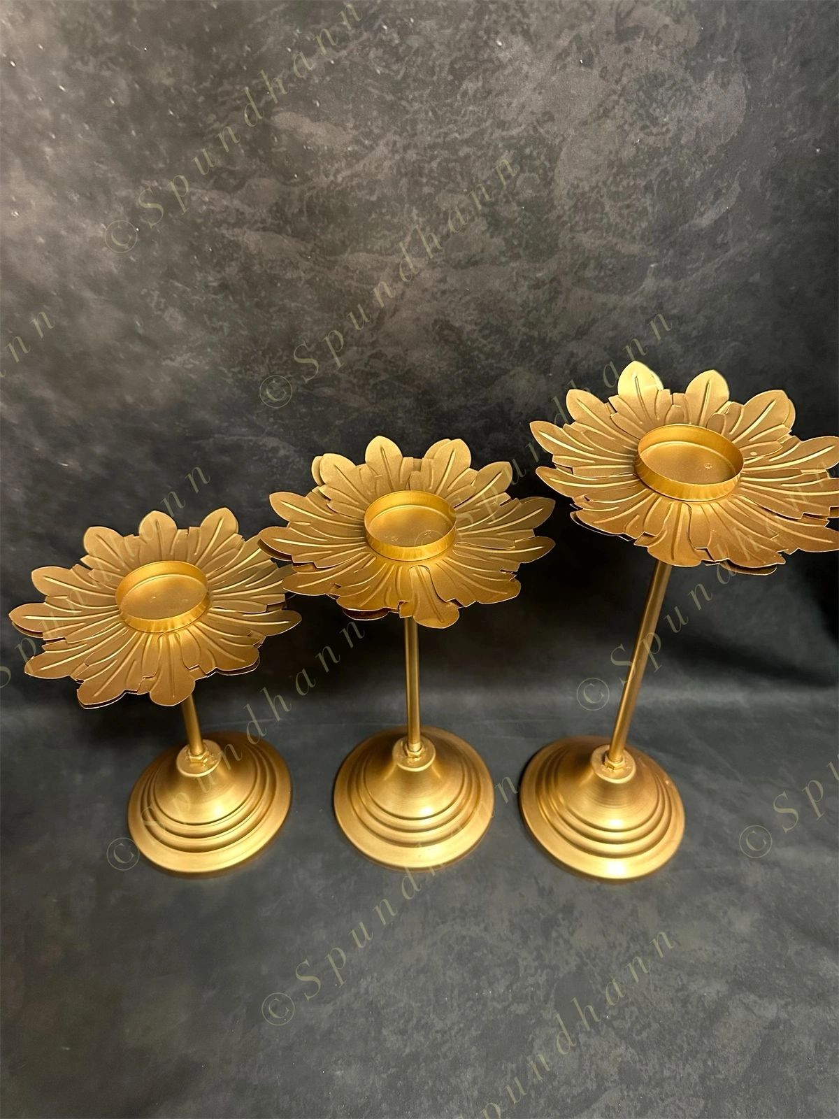 Decorative Flower Standing Tea Light Holder Set of 3