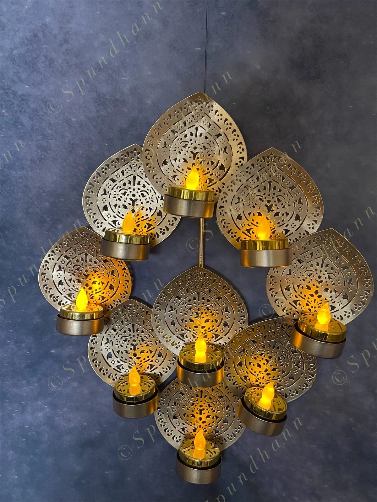 9 Leaf Tea Light Wall Hanging