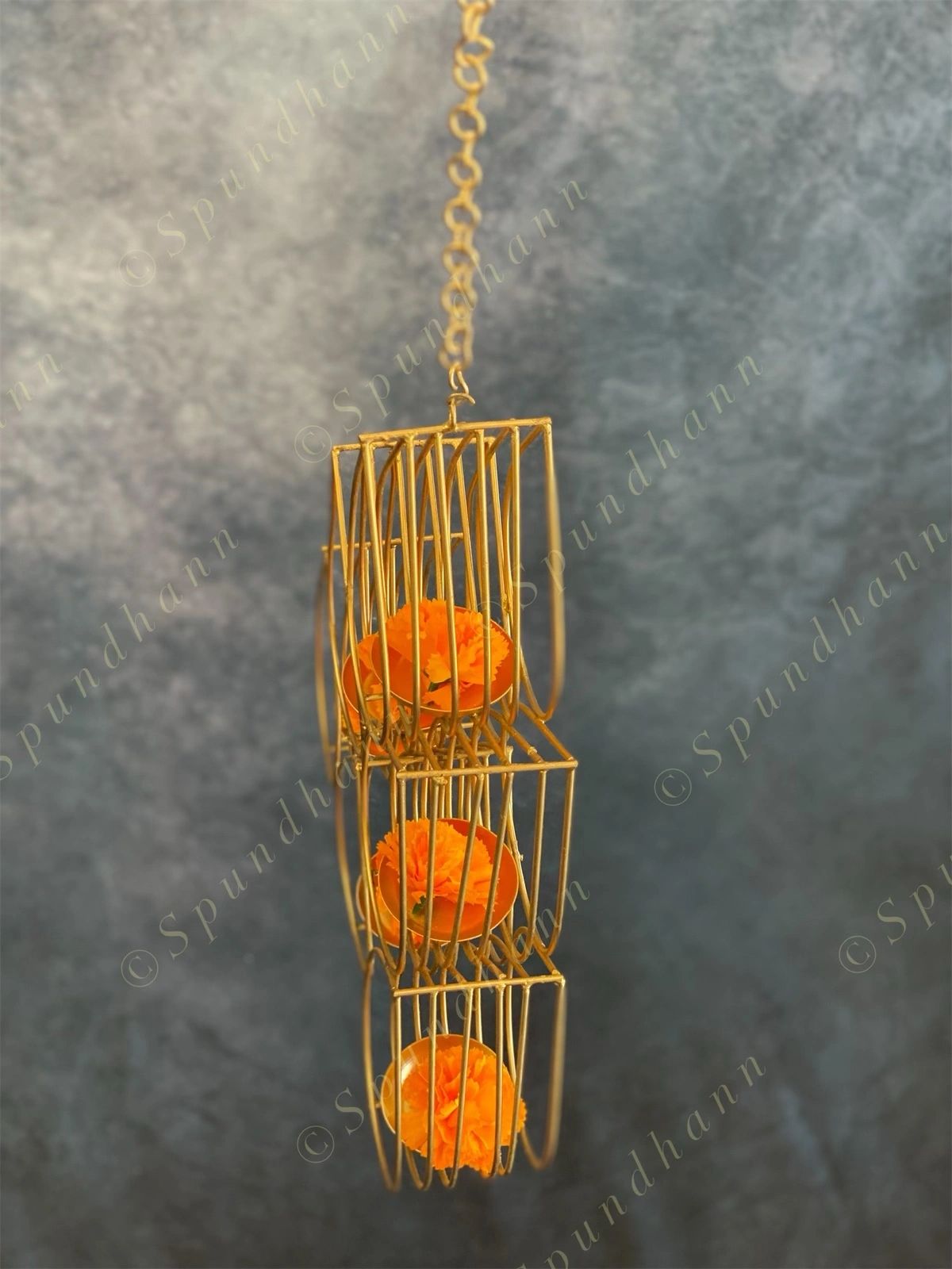 Modern 6 Drop Shaped Hanging Tea Light Holders