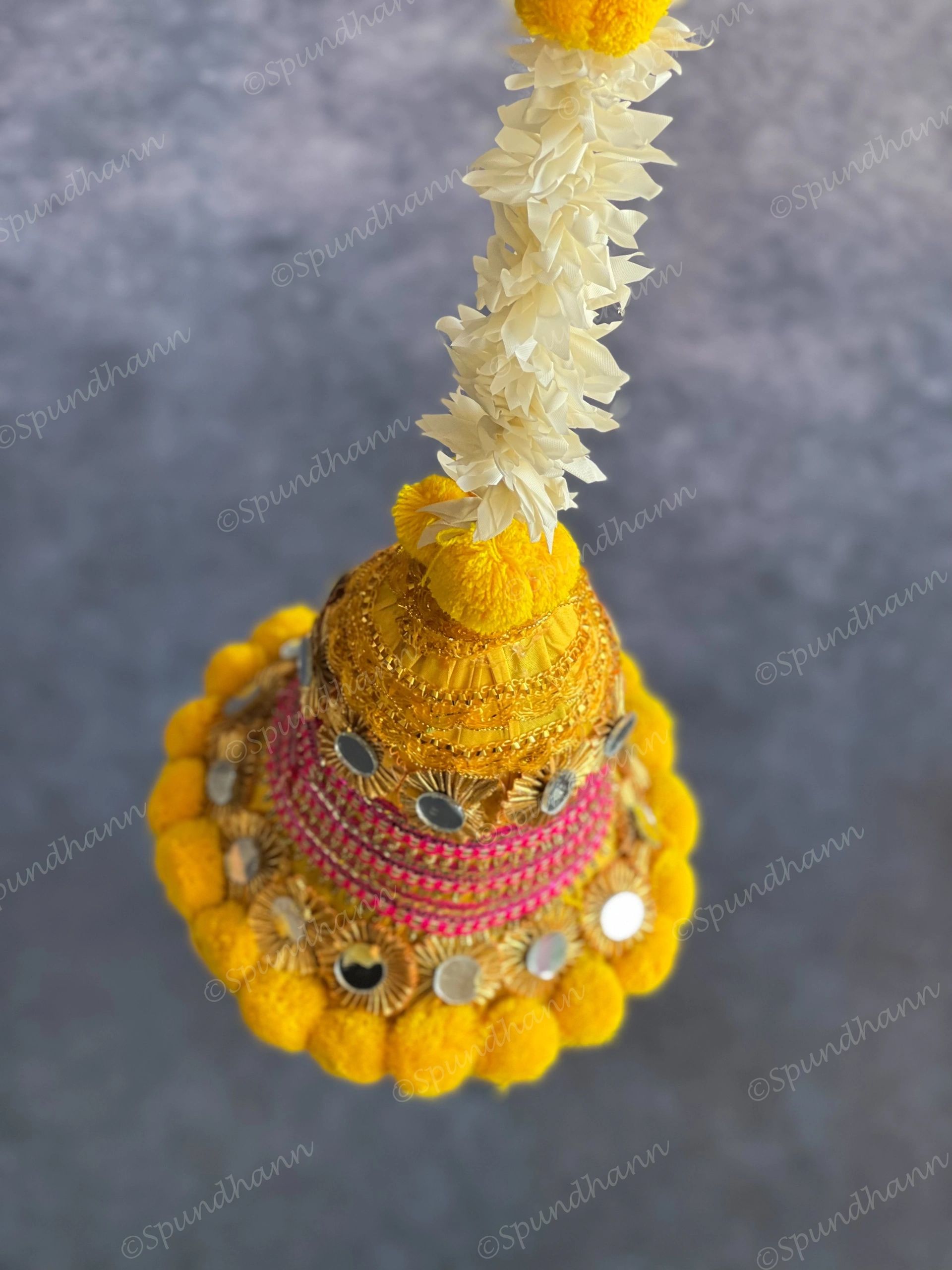 Chameli & Jumbo Bell Pom Pom Dangler