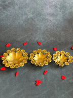 Golden Roses Floral Metal Urli