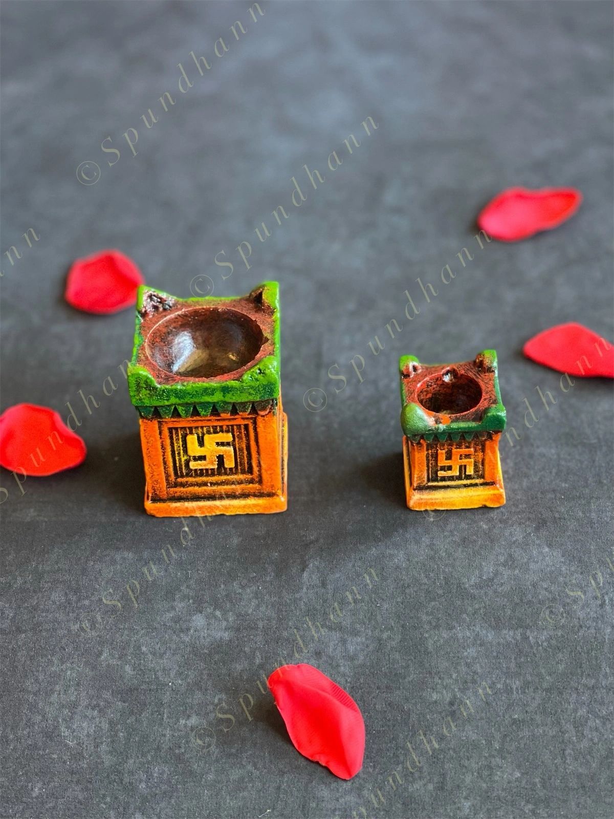 Terracotta Tulsi Rectangular Deepak Holders