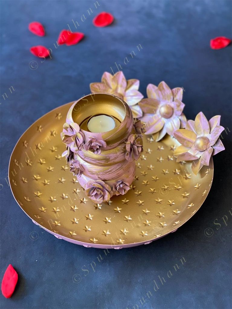 Decorative Star Embossed Thalis