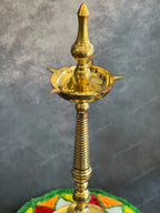 Majestic Traditional Brass Lamp