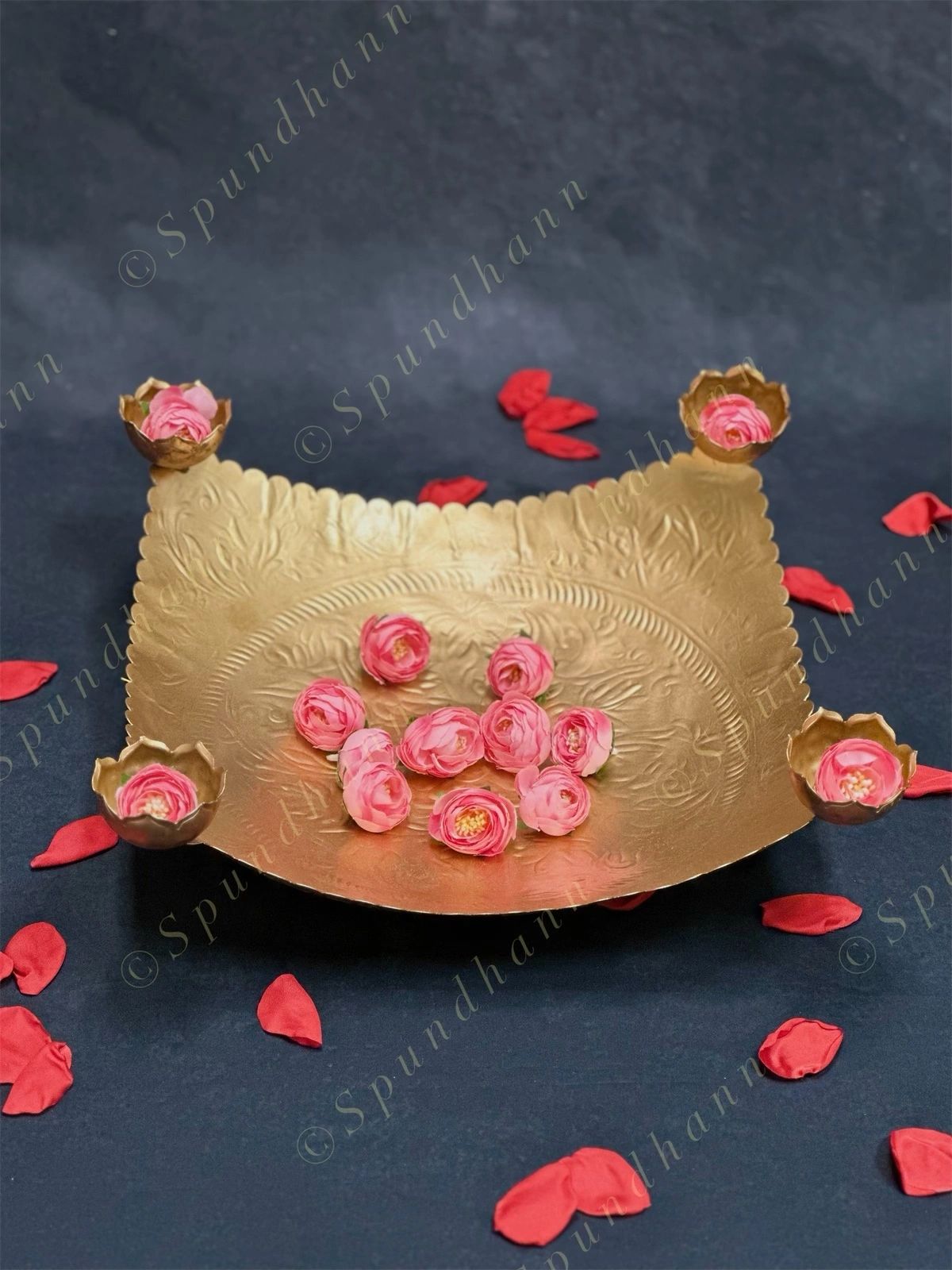 Square Metal Platter with 4 Tea Light Holders on Edges