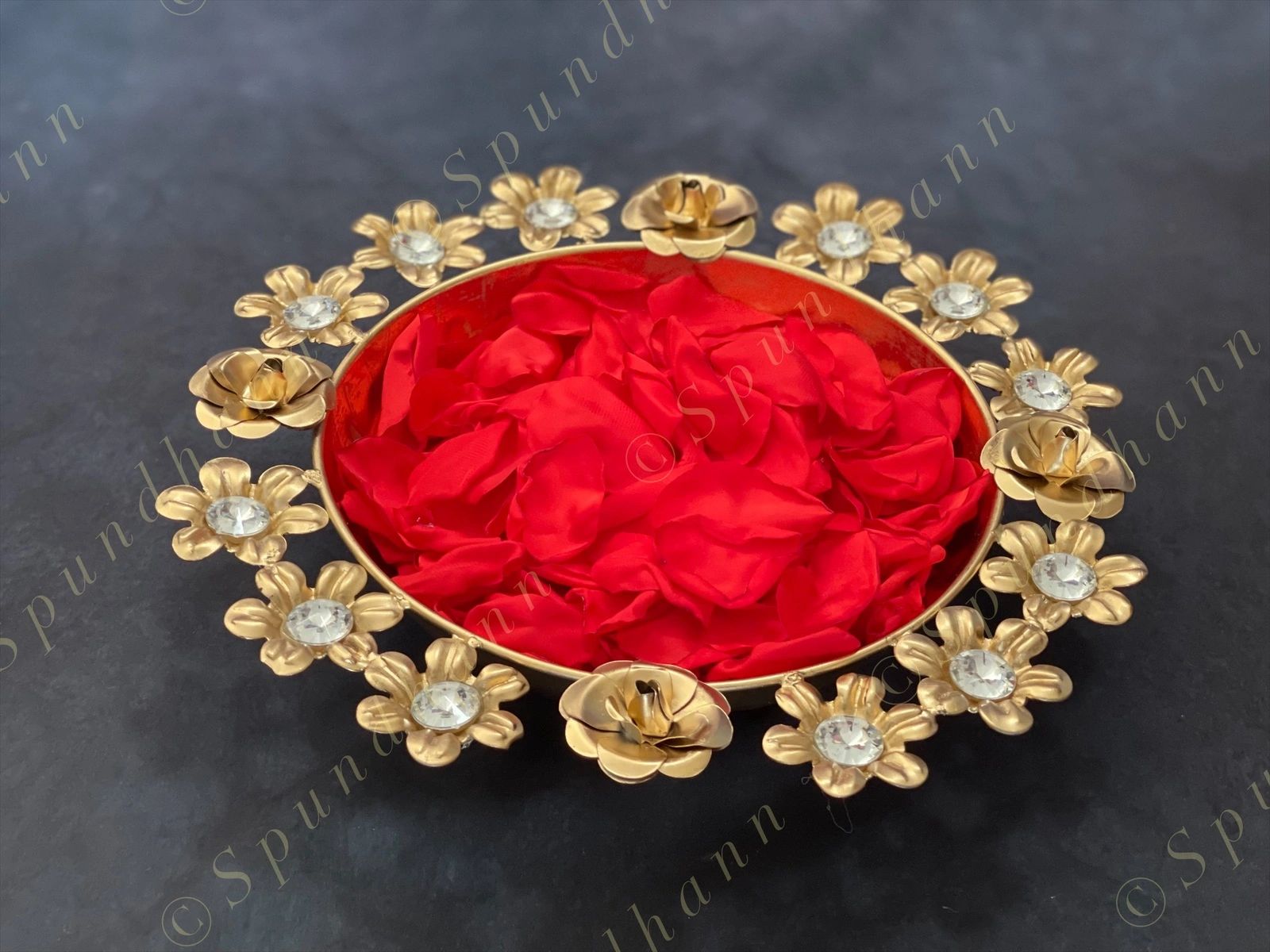 Floral & Stone Studded Urli