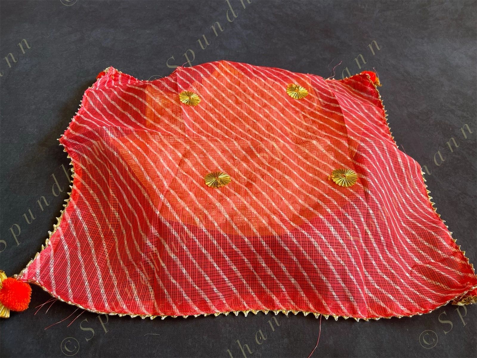 Leheriya Square Cloth Thaal / Plate Cover