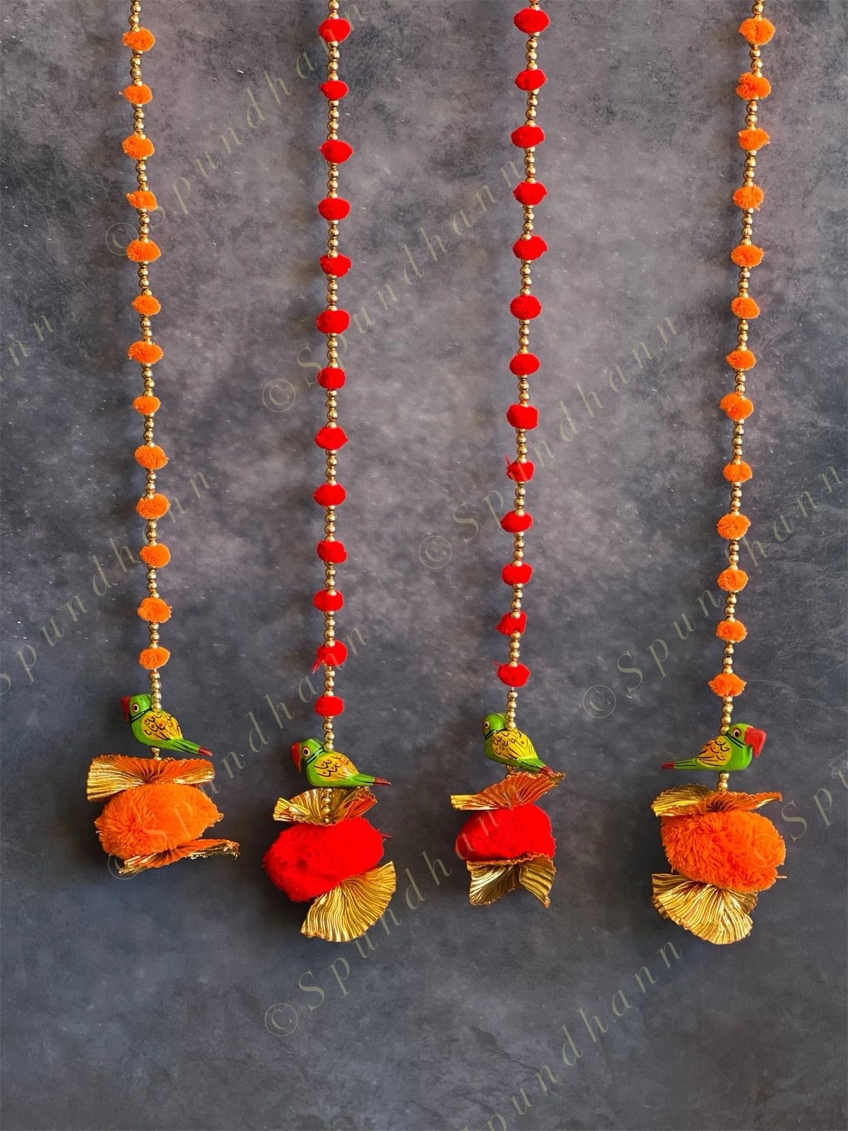 Wooden Parrot, Pom Pom & Gota Dangler String