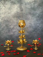 Single Large Lotus Standing Tea Light Holder