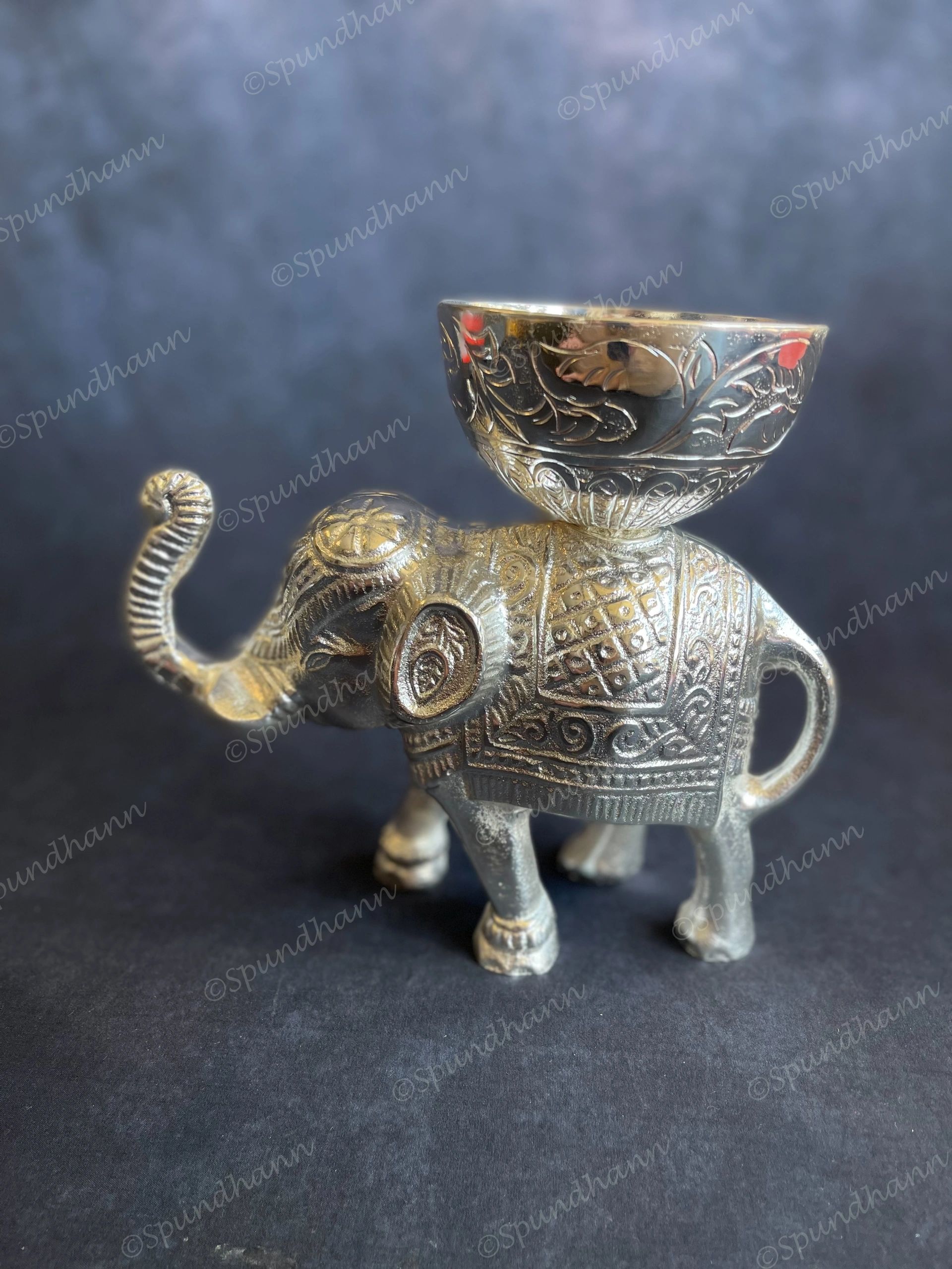 Silver Elephant Heavy Dry Fruit Holder Large