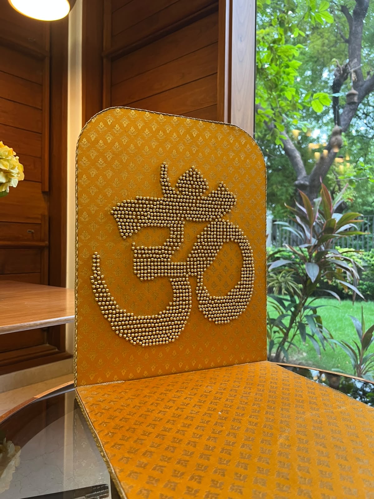 OM Backdrop