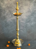 Majestic Traditional Brass Lamp