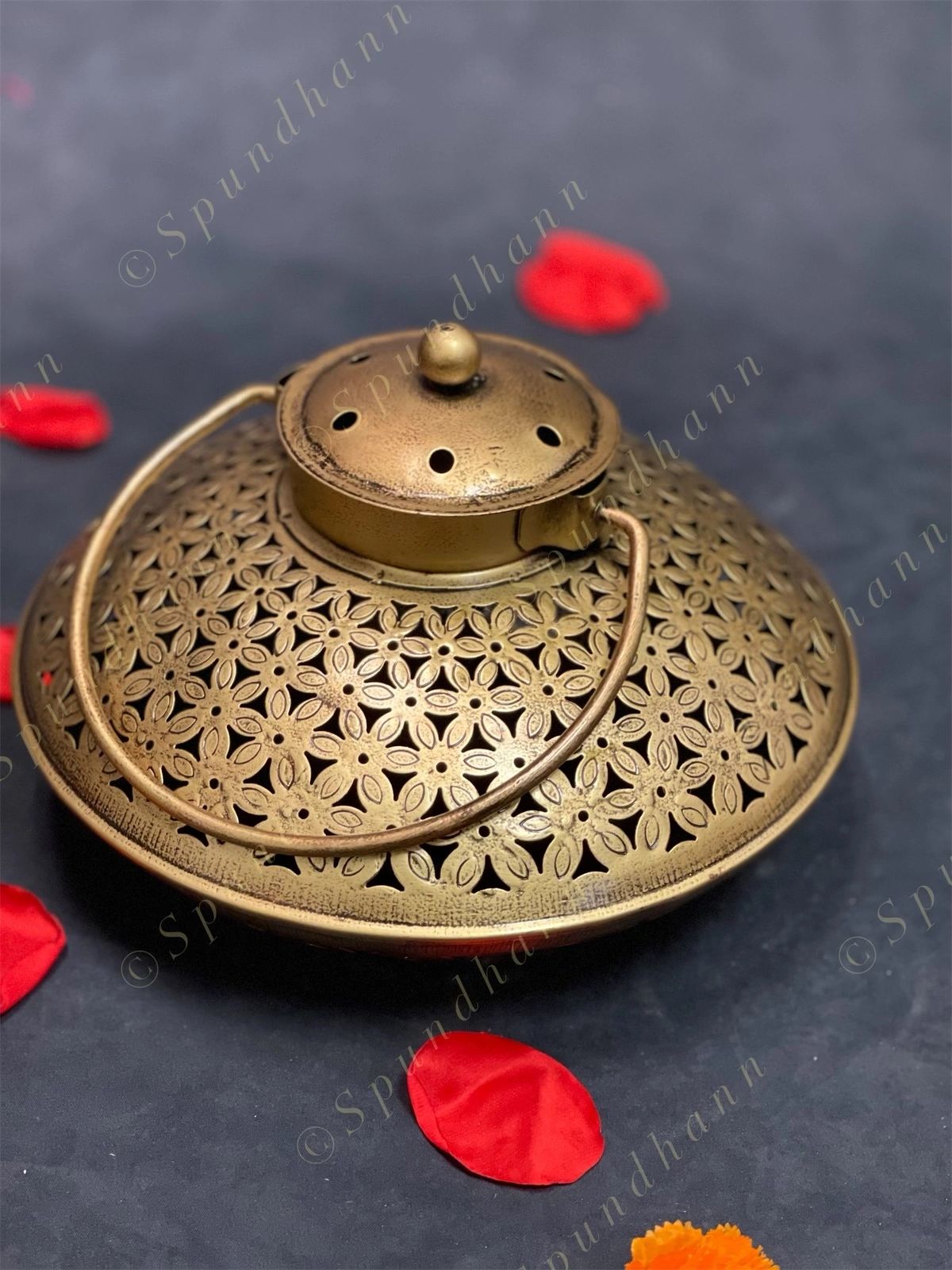 Dhoop Dani Dhuna Loban / Tea Light Holder