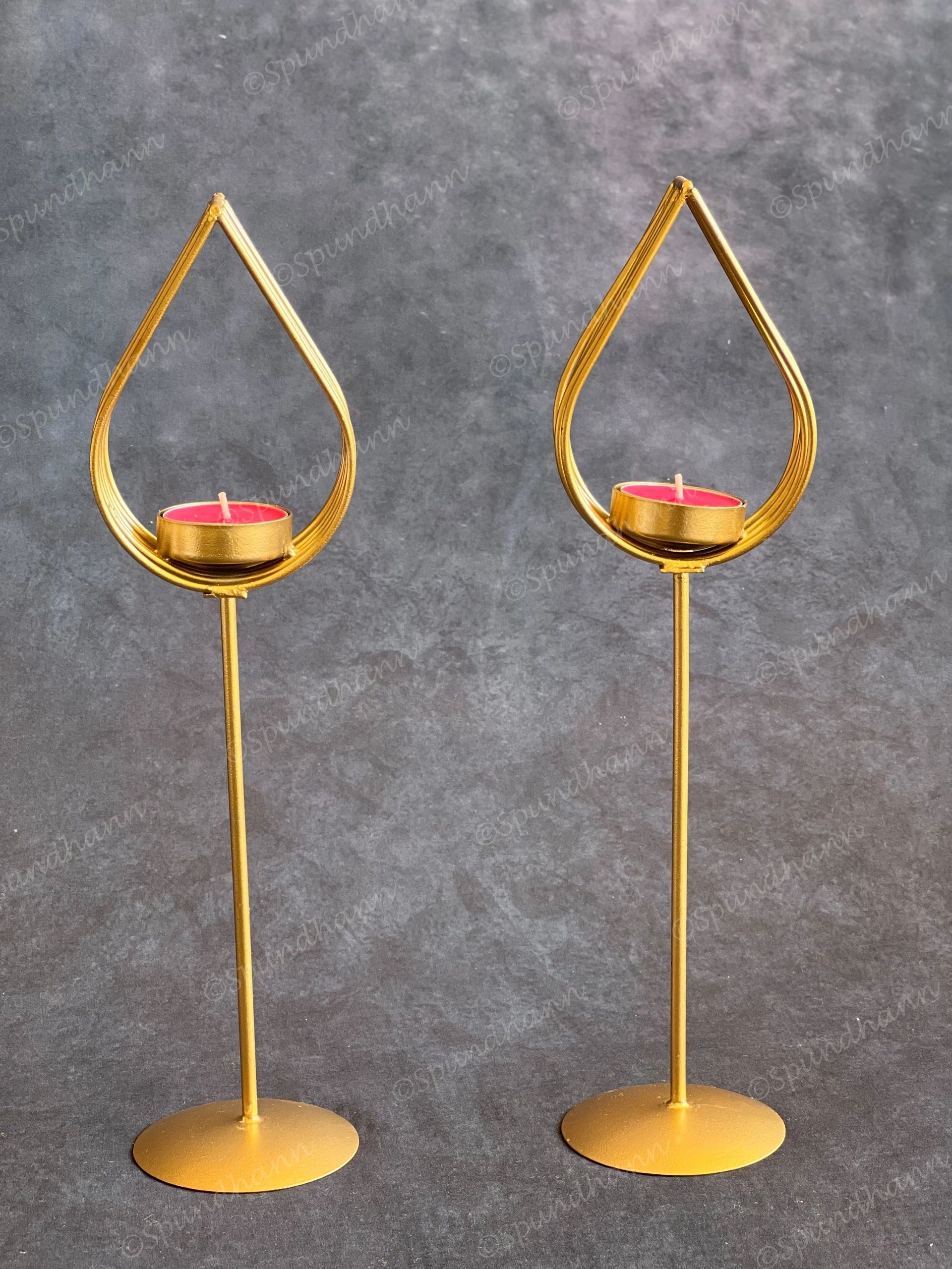 Golden Wire Drop Shape Standing Tea Light Holder
