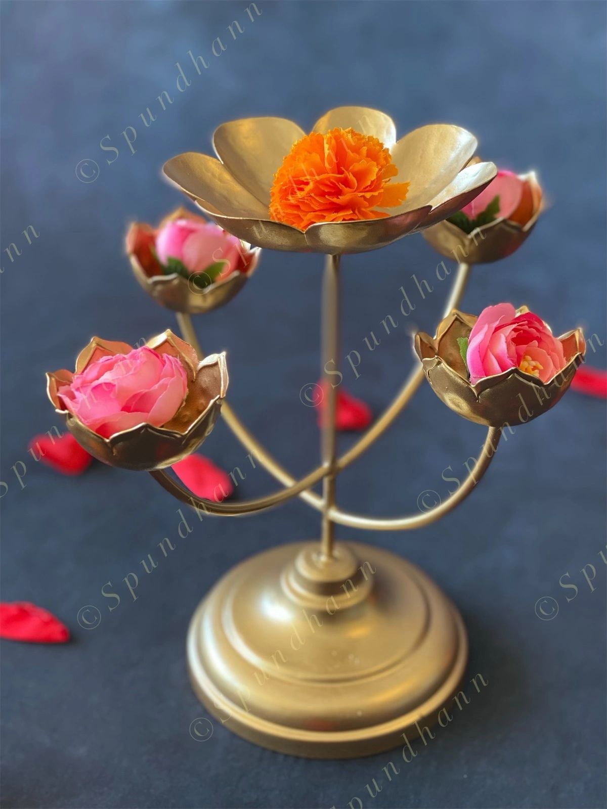 Criss Cross STANDING Lotus Tea Light Holder