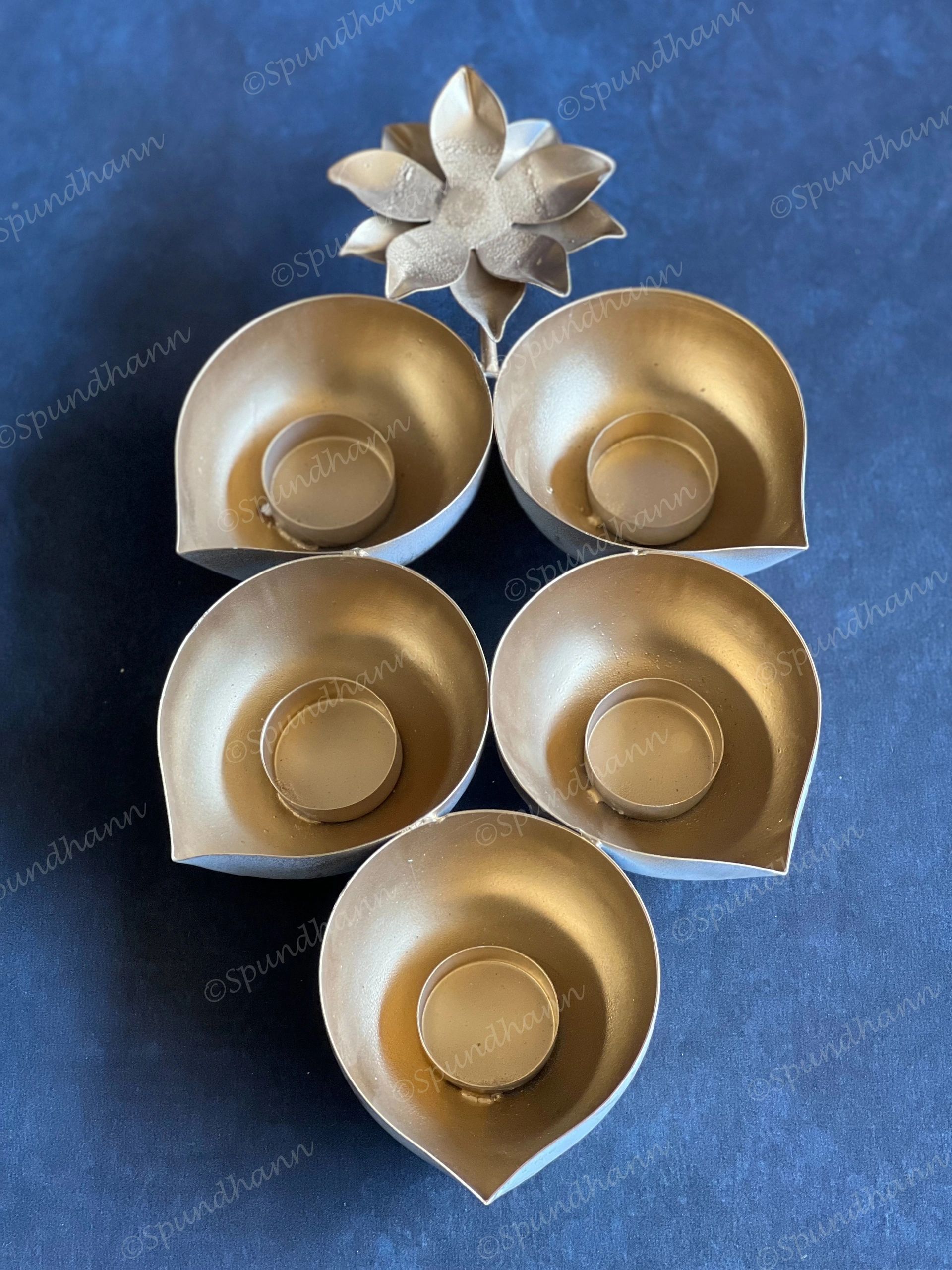 Big Diya Shaped Bunch Tea Light Holder