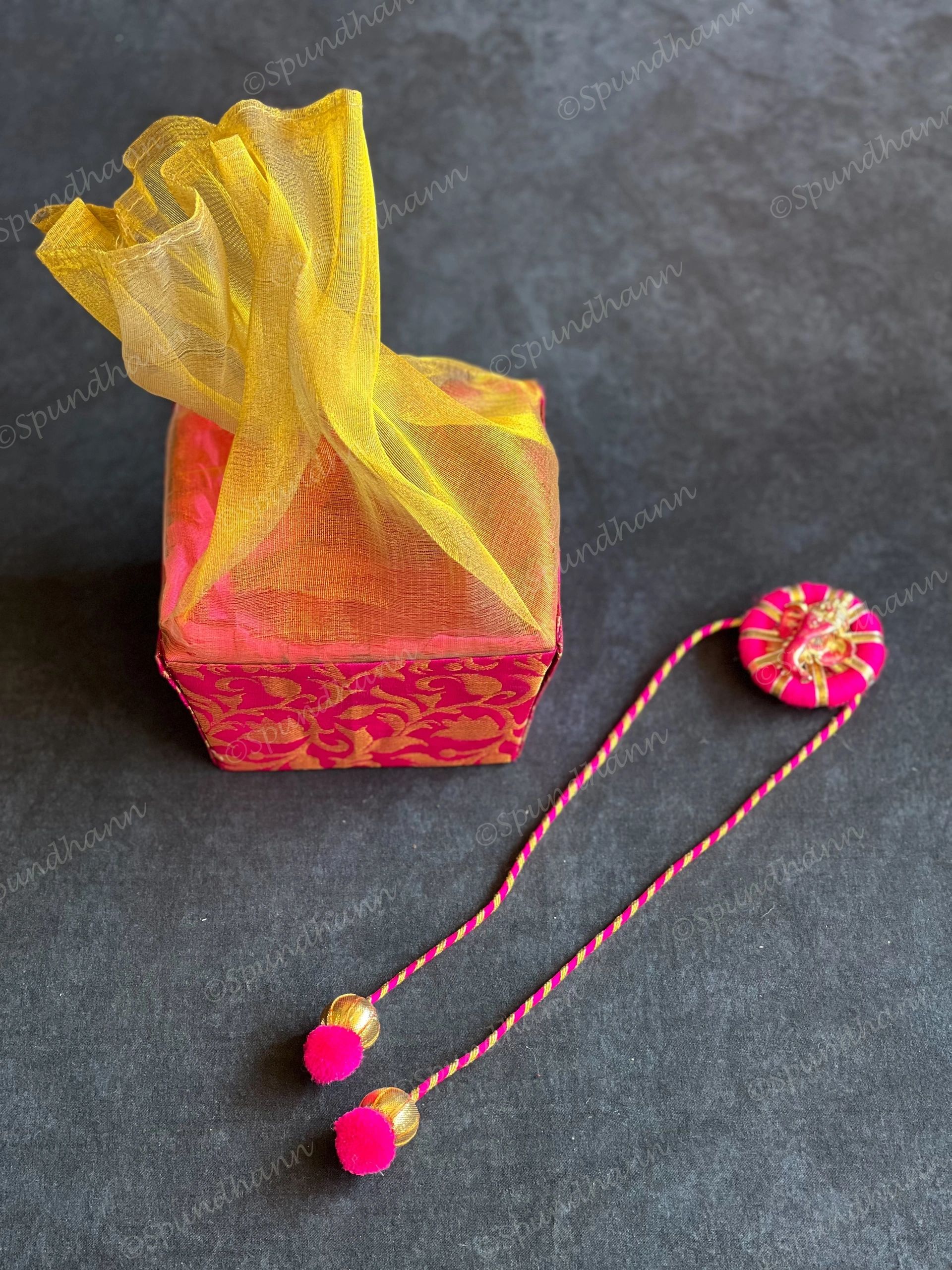 Wooden Gift Box with Ganesha String Tie