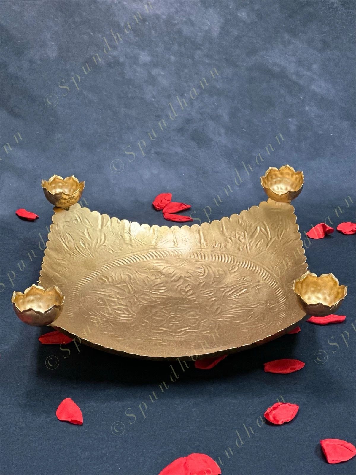 Square Metal Platter with 4 Tea Light Holders on Edges
