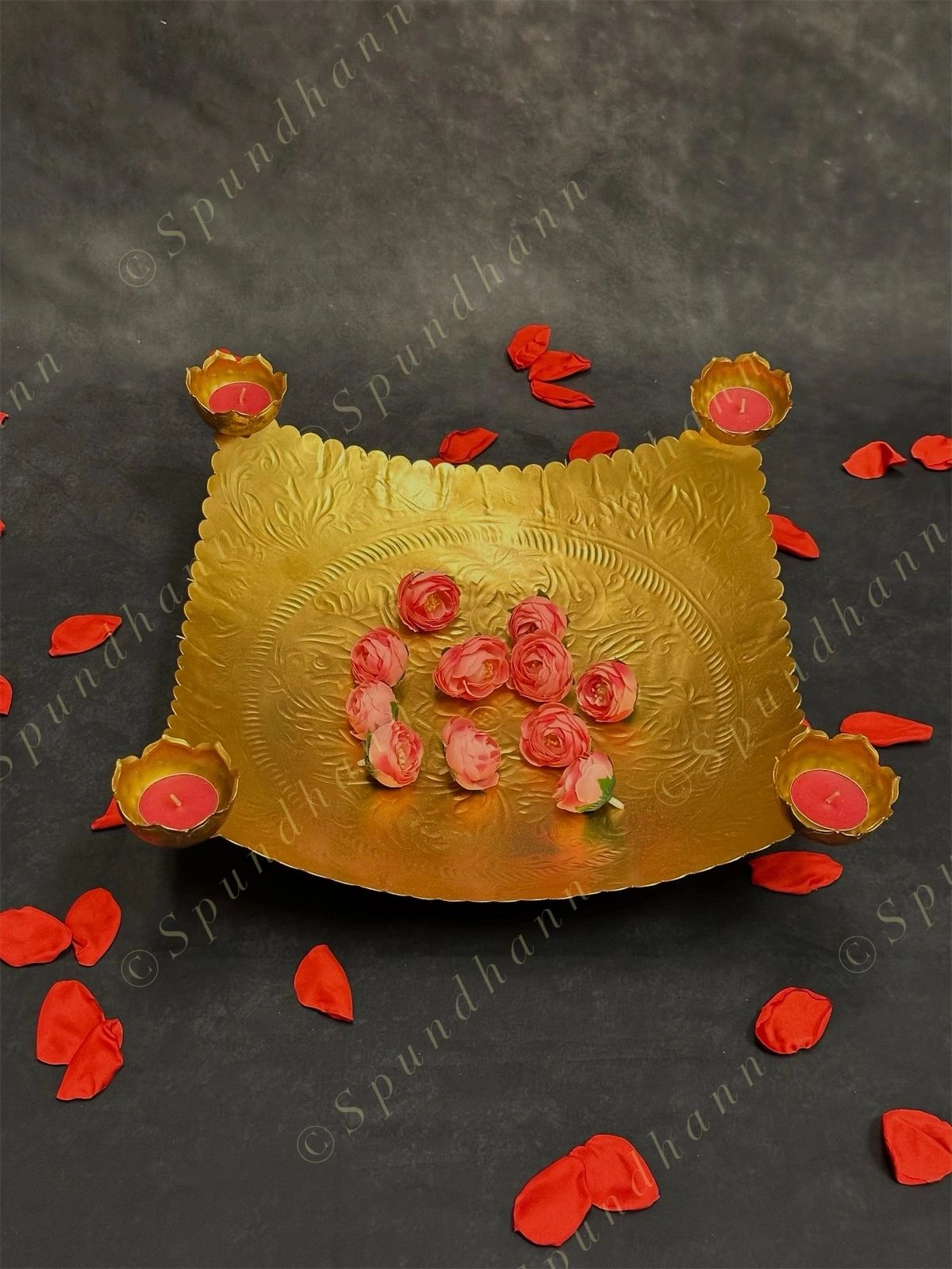Square Metal Platter with 4 Tea Light Holders on Edges