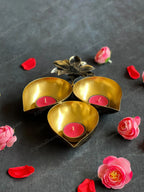 3 Leaf Diya Shaped Standing Tea Light Holder