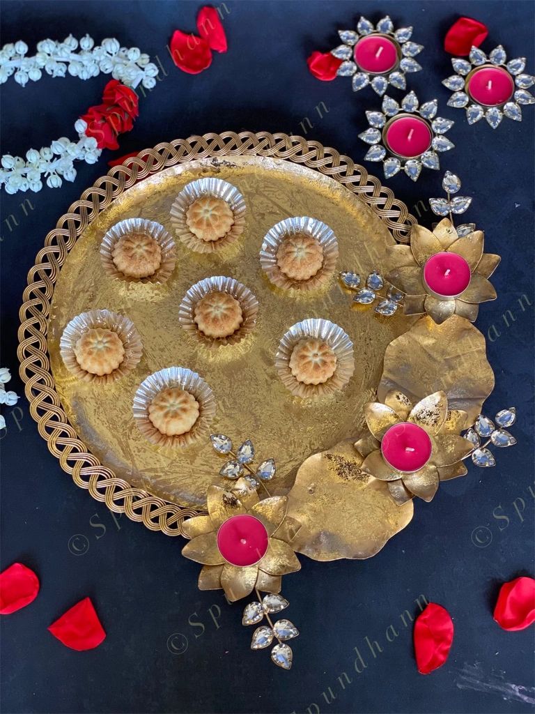 Decorative Gold Color Floral Thaal
