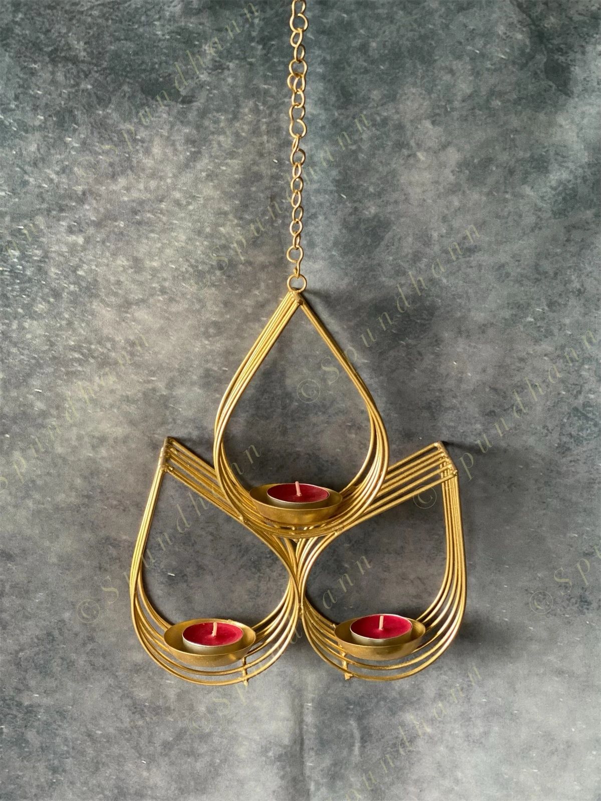 Triple Drop Hanging Tea Light Holder